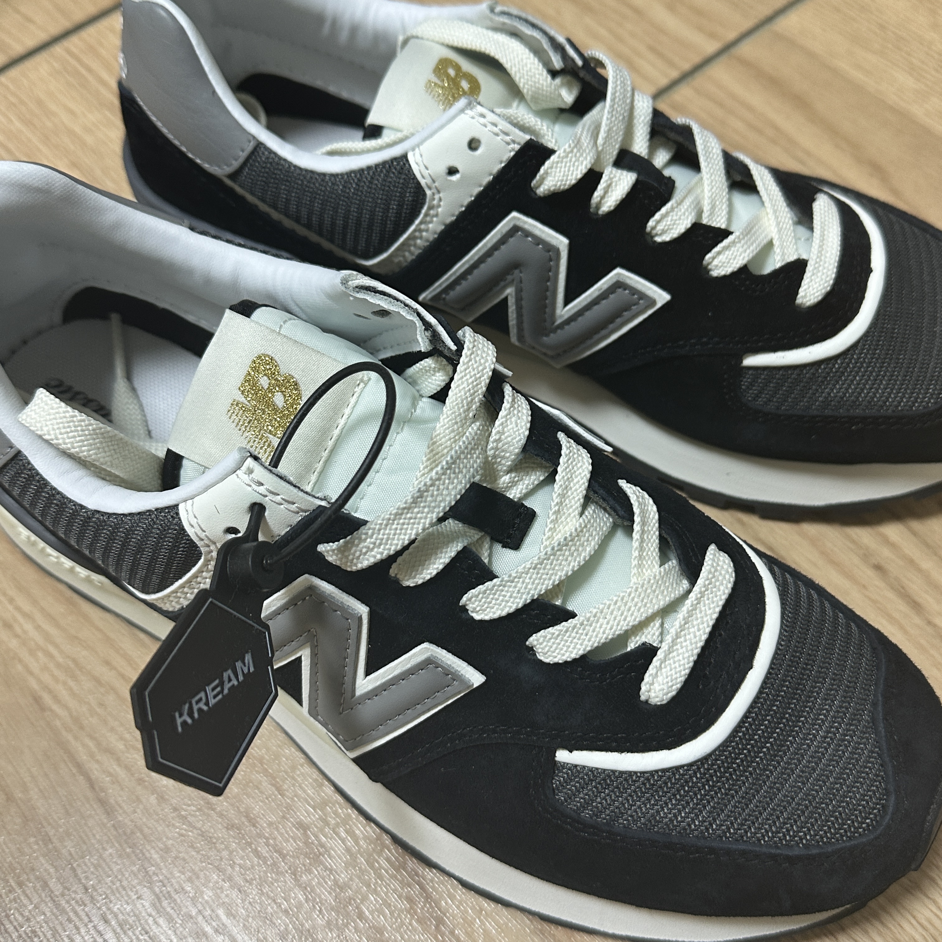 New Balance 574 Legacy Black 착용 스타일