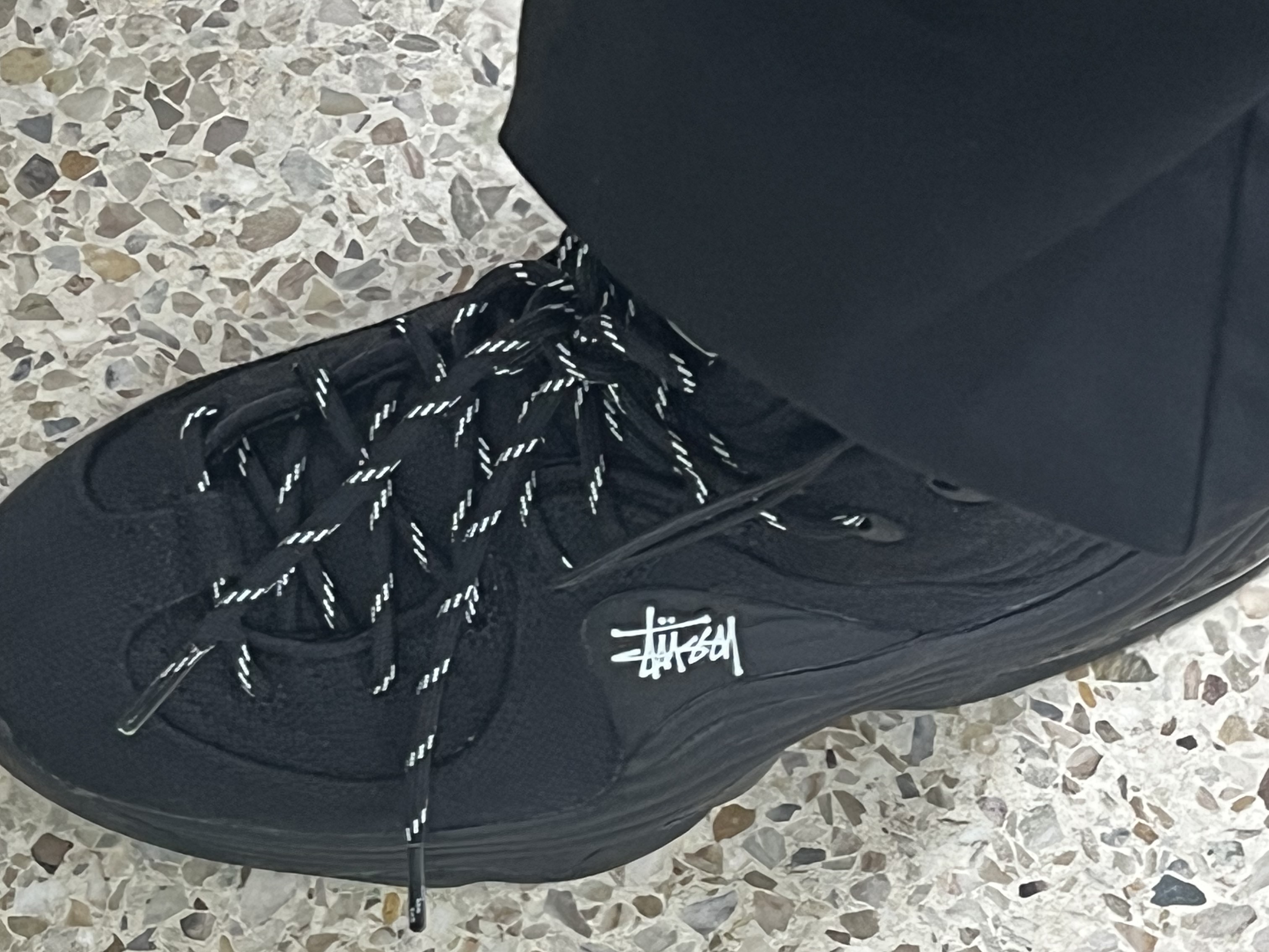Nike x Stussy Air Penny II Black 착용 스타일 - 2