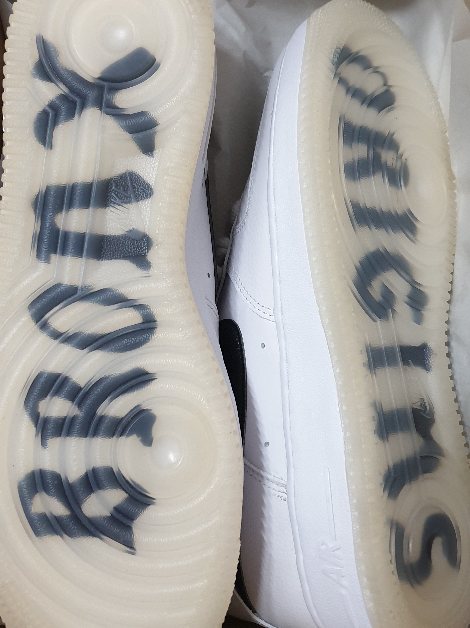 Nike Air Force 1 '07 PRM Bronx Origins 착용 스타일