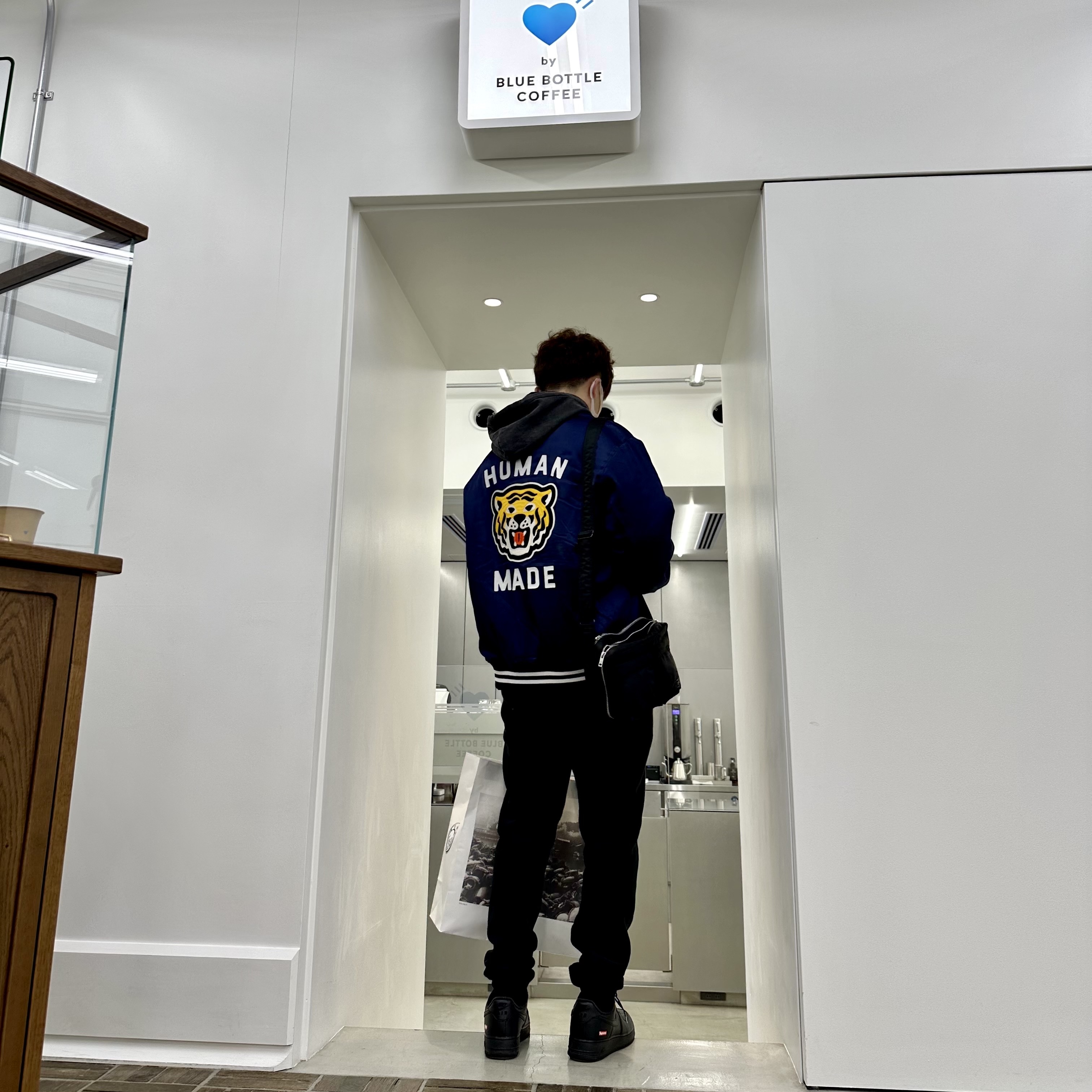 Human Made Stadium Jacket Navy 착용 스타일 - 1