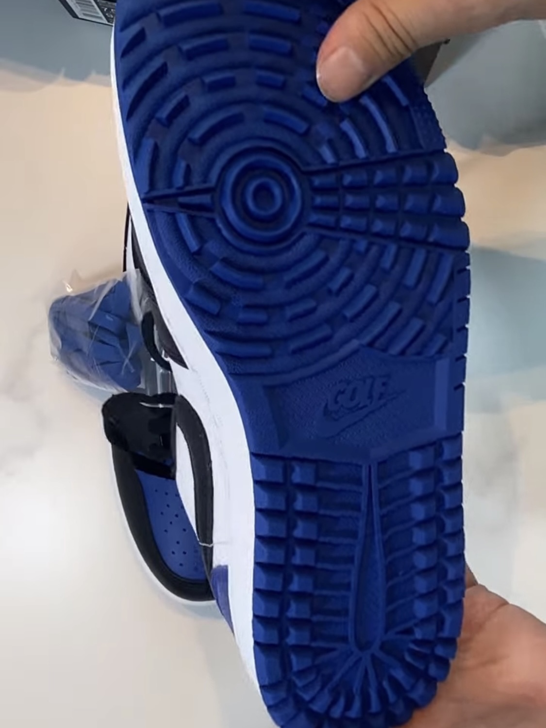 Jordan 1 Low Golf Sport Royal 착용 스타일 - 2
