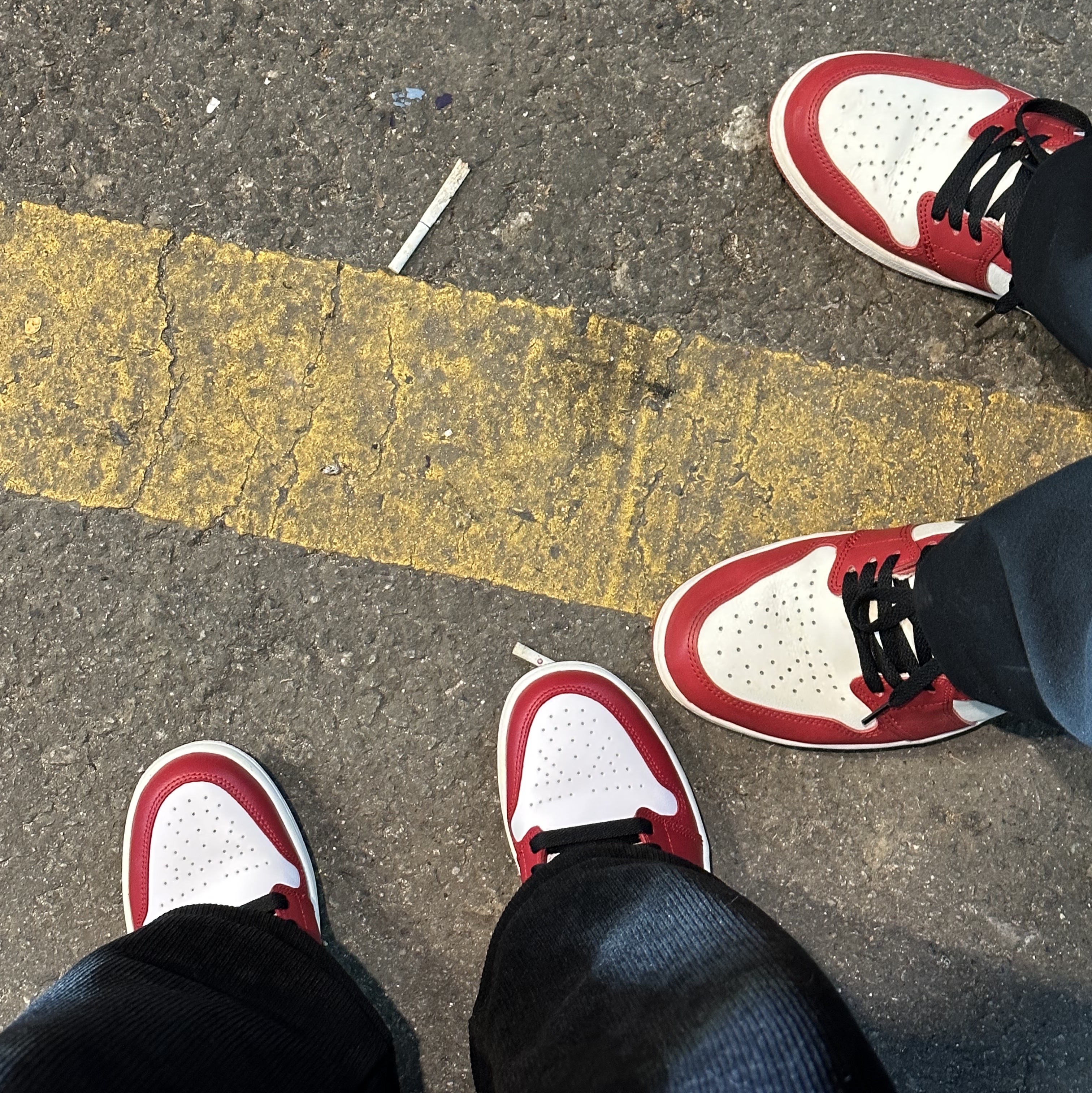 (W) Jordan 1 Low White Gym Red, Jordan 1 Retro High OG Chicago 2022 착용 스타일 - 2