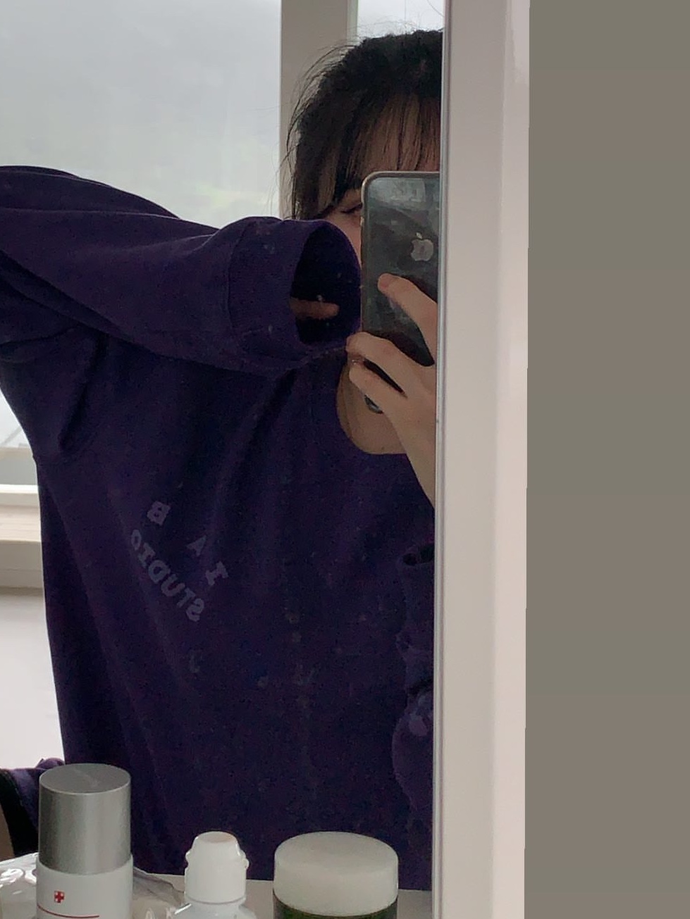 IAB Studio Long Sleeve T-Shirt Purple Splashed 착용 스타일