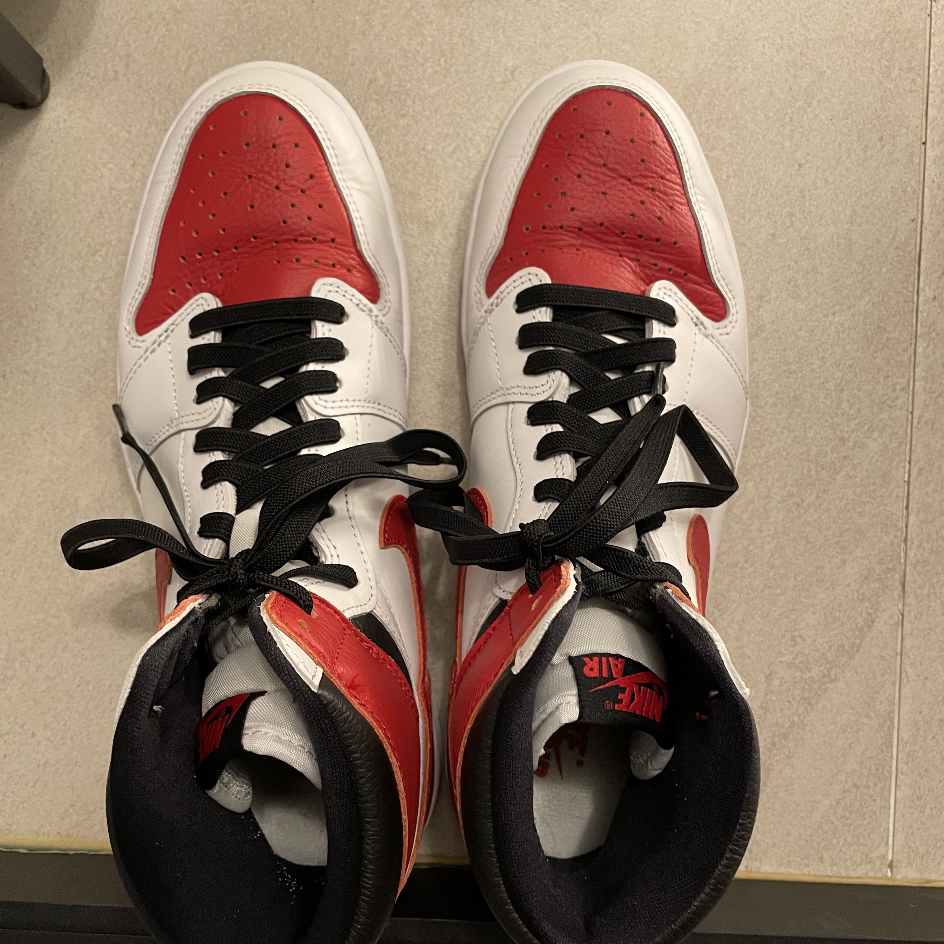 Jordan 1 Retro High OG Heritage 착용 스타일 - 2