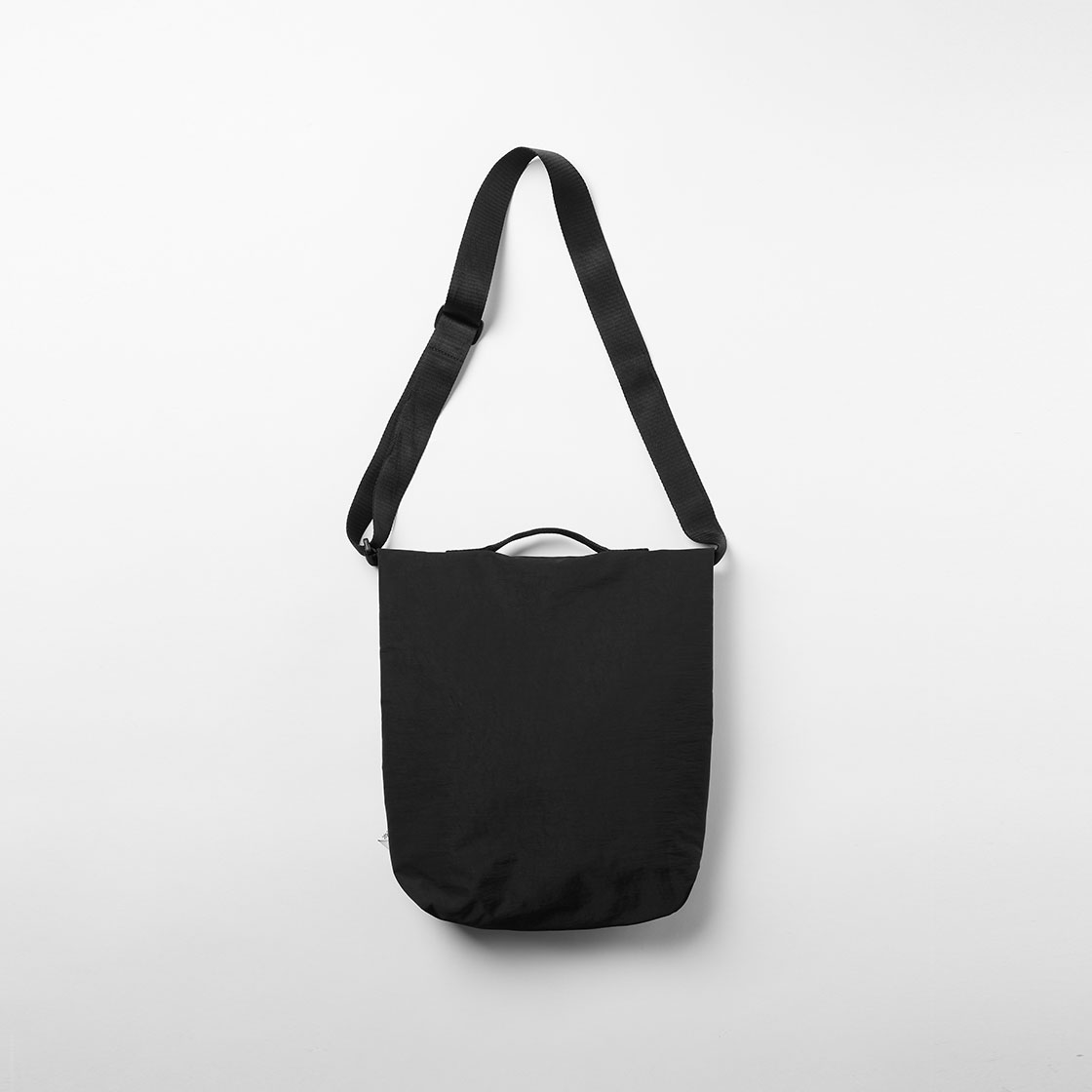 파운드 포켓 딤 크로스 백 블랙(Found Pocket Dim Cross Bag Black) - 2
