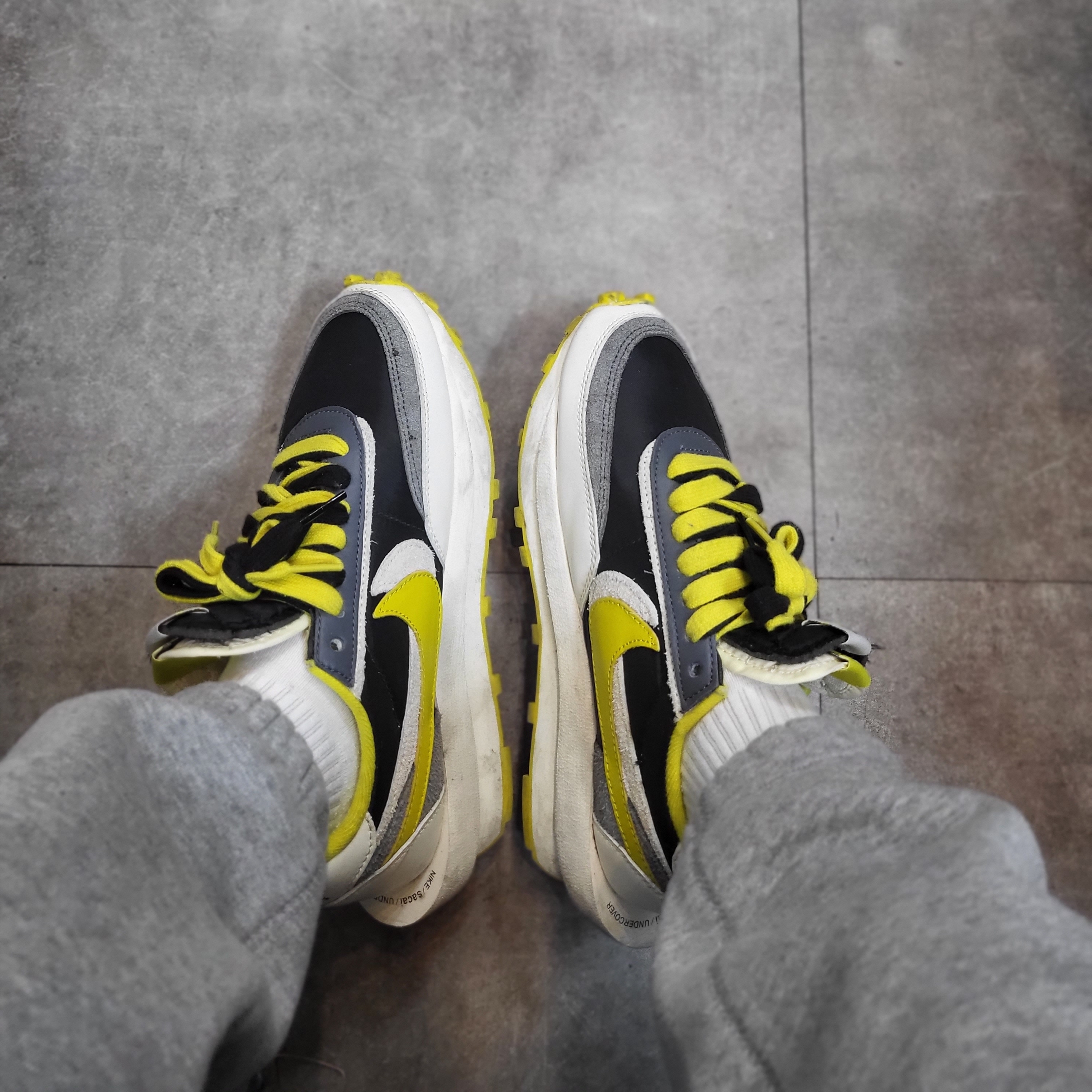 Nike x Sacai x Undercover LDWaffle Black Bright Citron 착용 스타일
