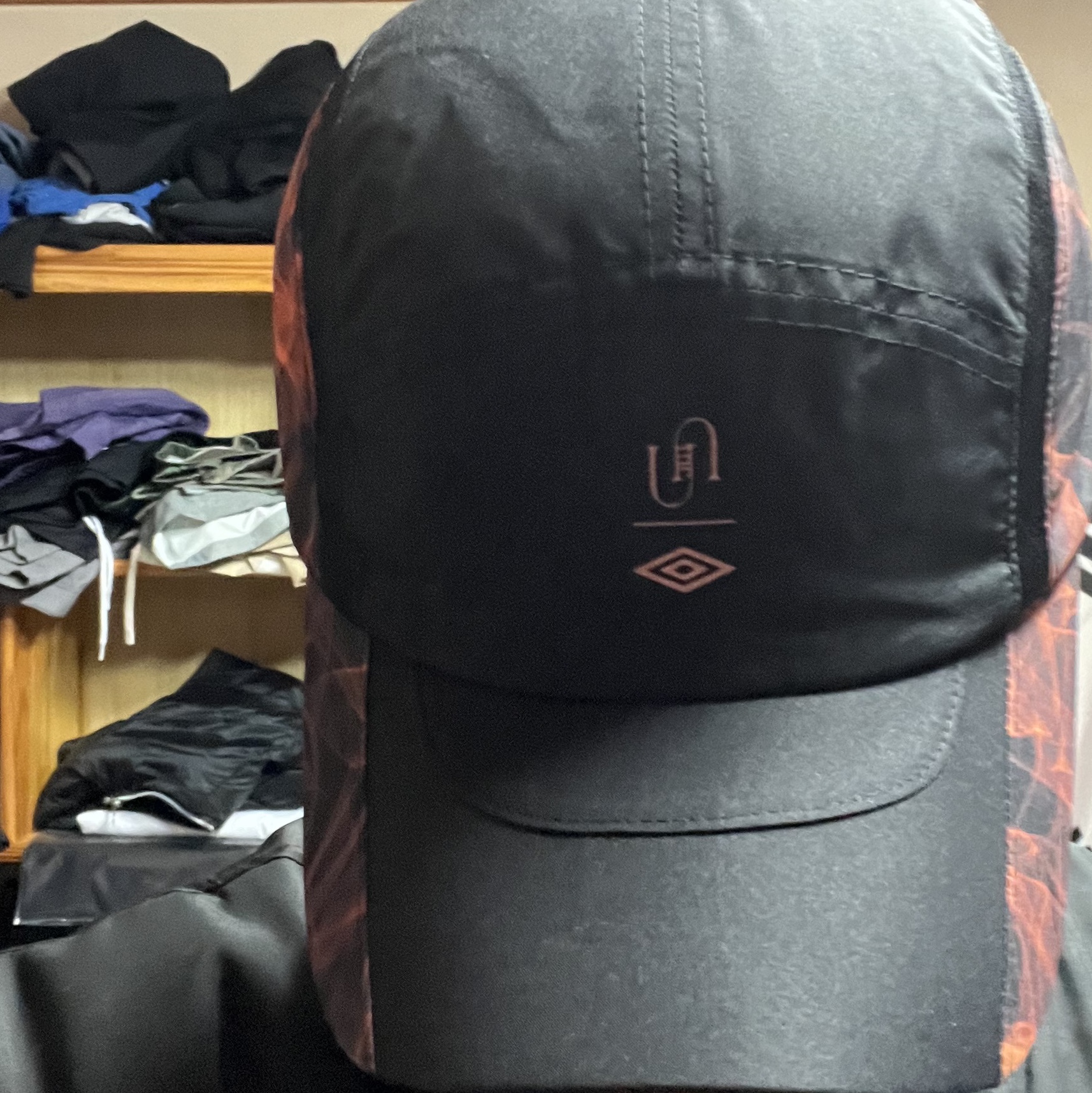 Undermycar x Umbro Curved Cap Black 착용 스타일