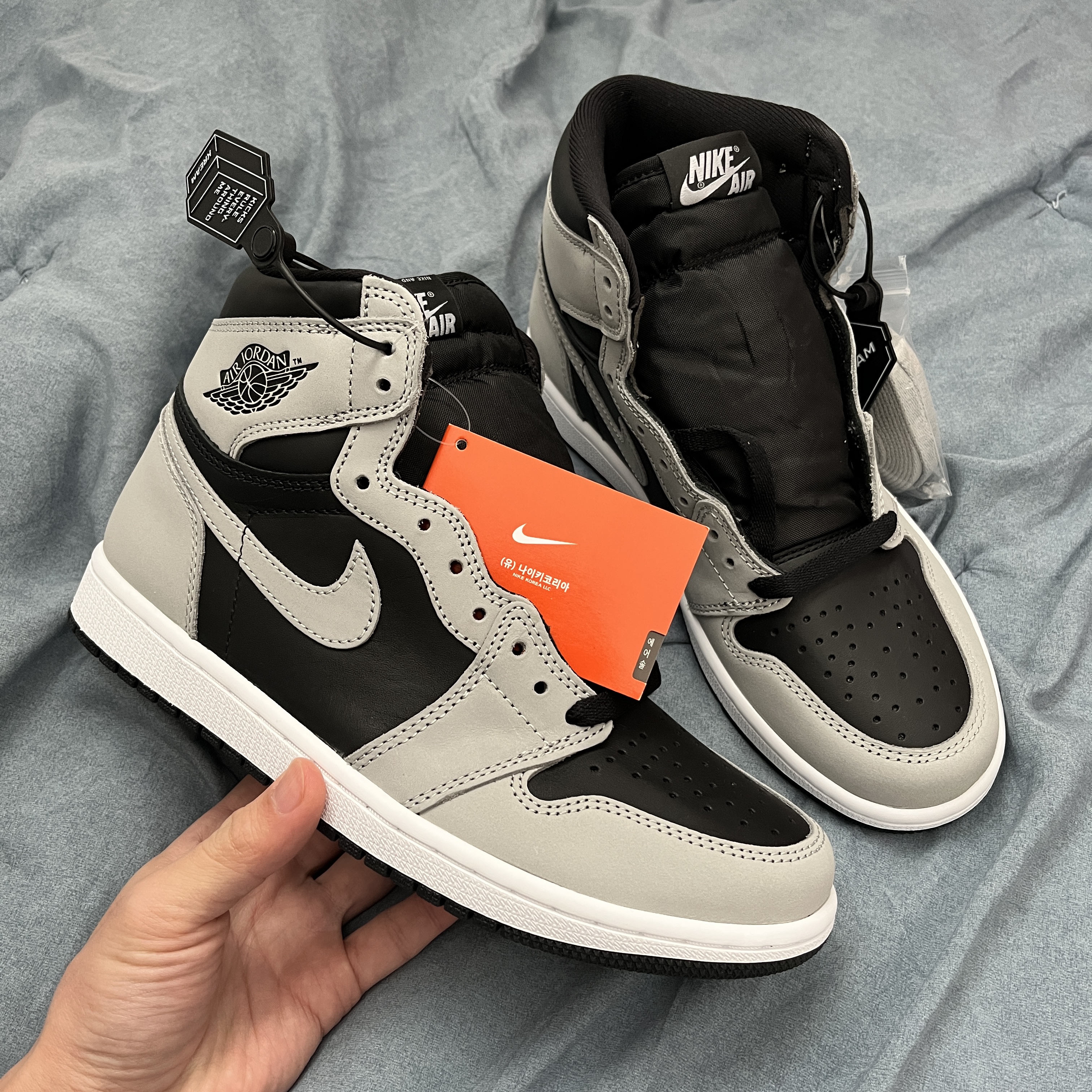 Jordan 1 Retro High OG Shadow 2.0 착용 스타일 - 1