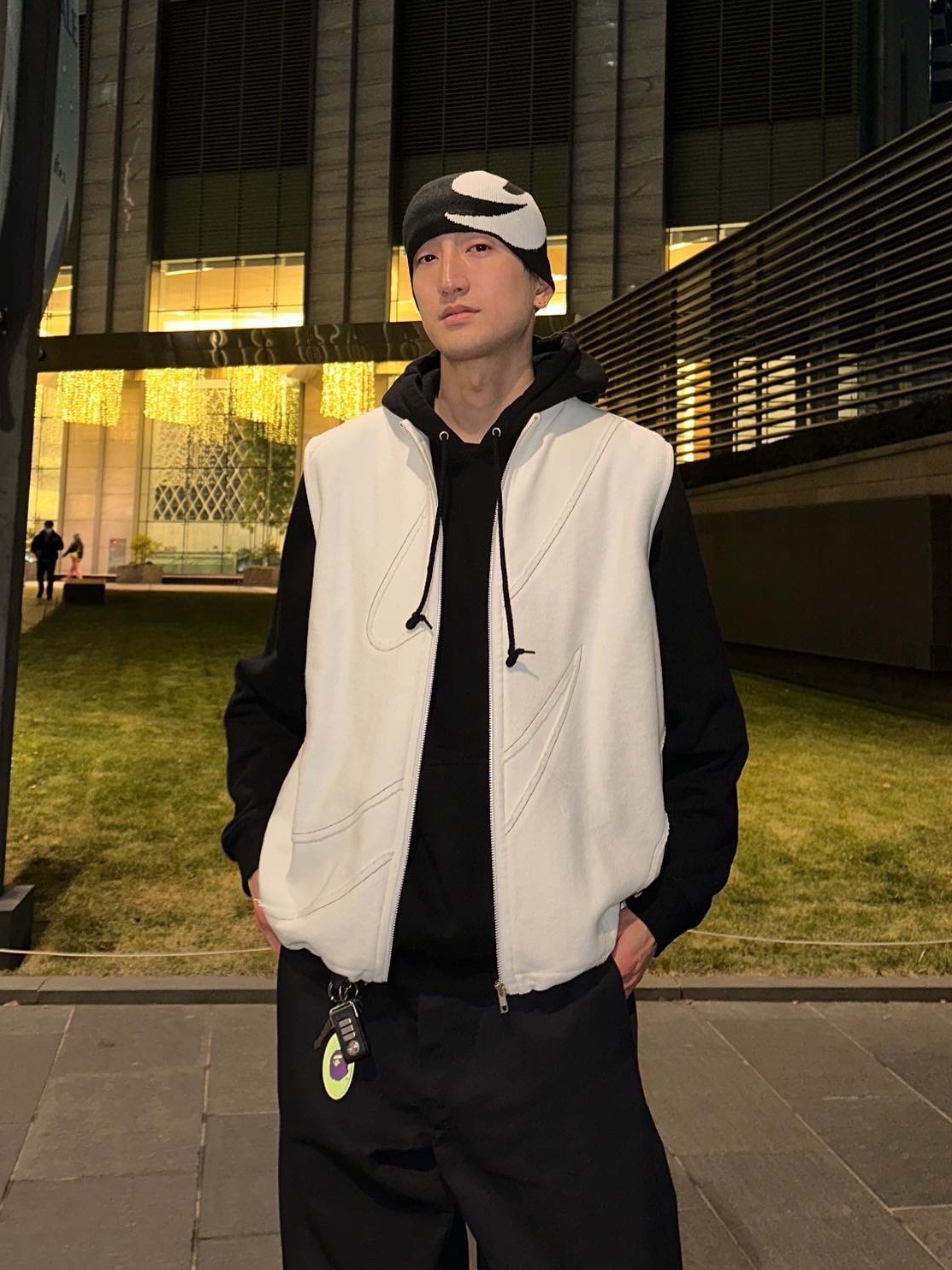 Adidas x BAPE Superstar 80s Green Camo, Stussy x Our Legacy Yin Yang Hood Black 착용 스타일 - 2