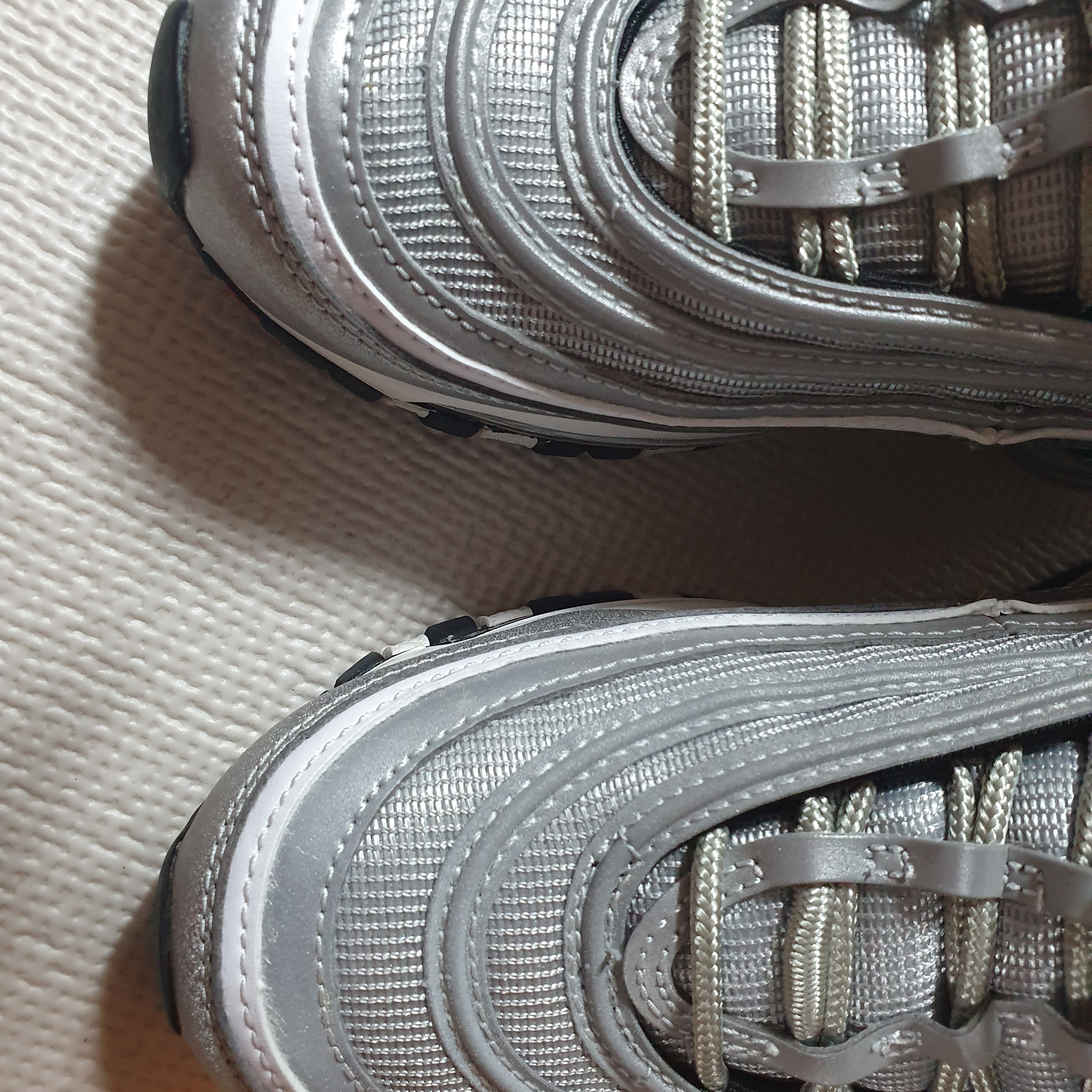 Nike Air Max 97 OG Silver Bullet 2022 착용 스타일