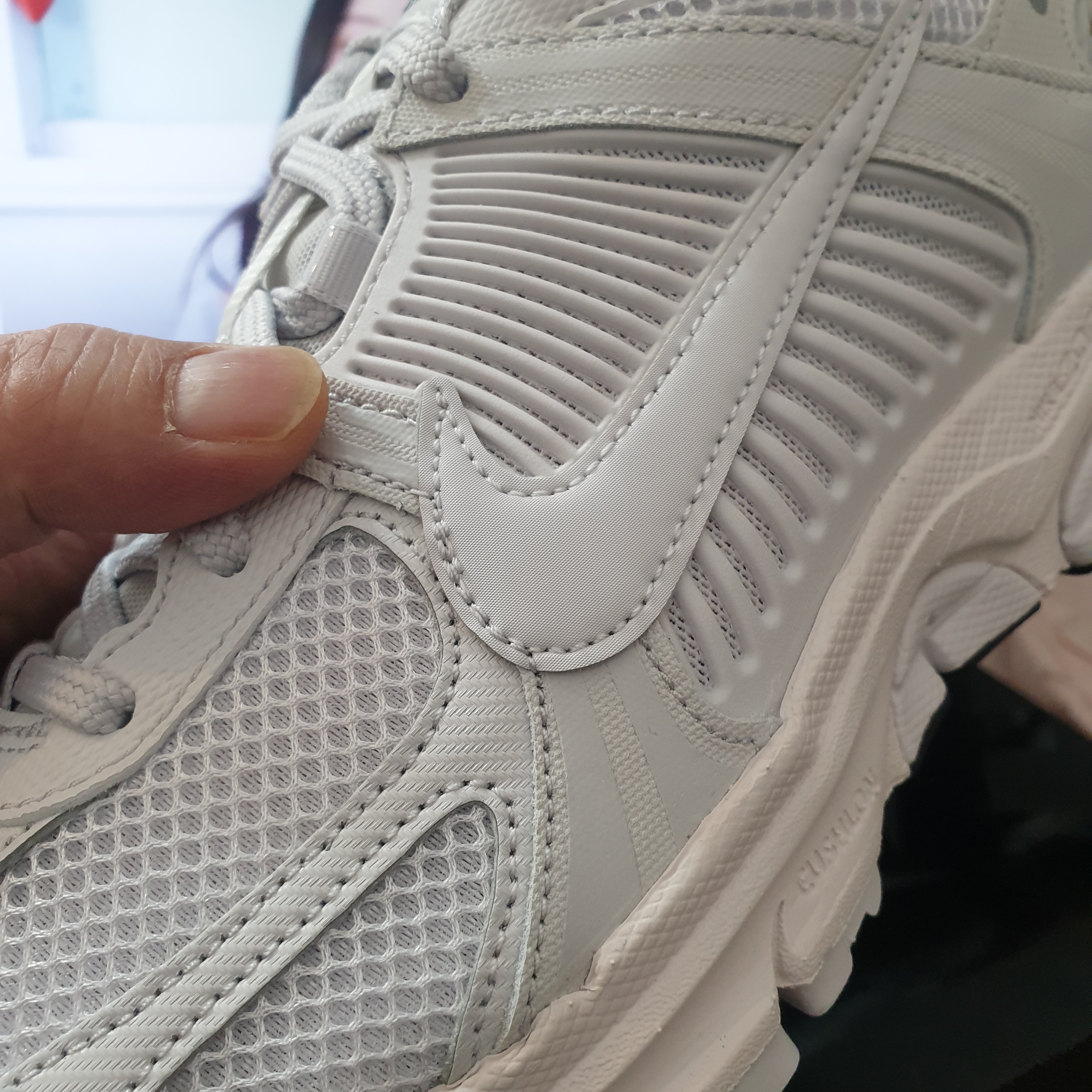 Nike Zoom Vomero 5 SP Vast Grey 2023 착용 스타일 - 2