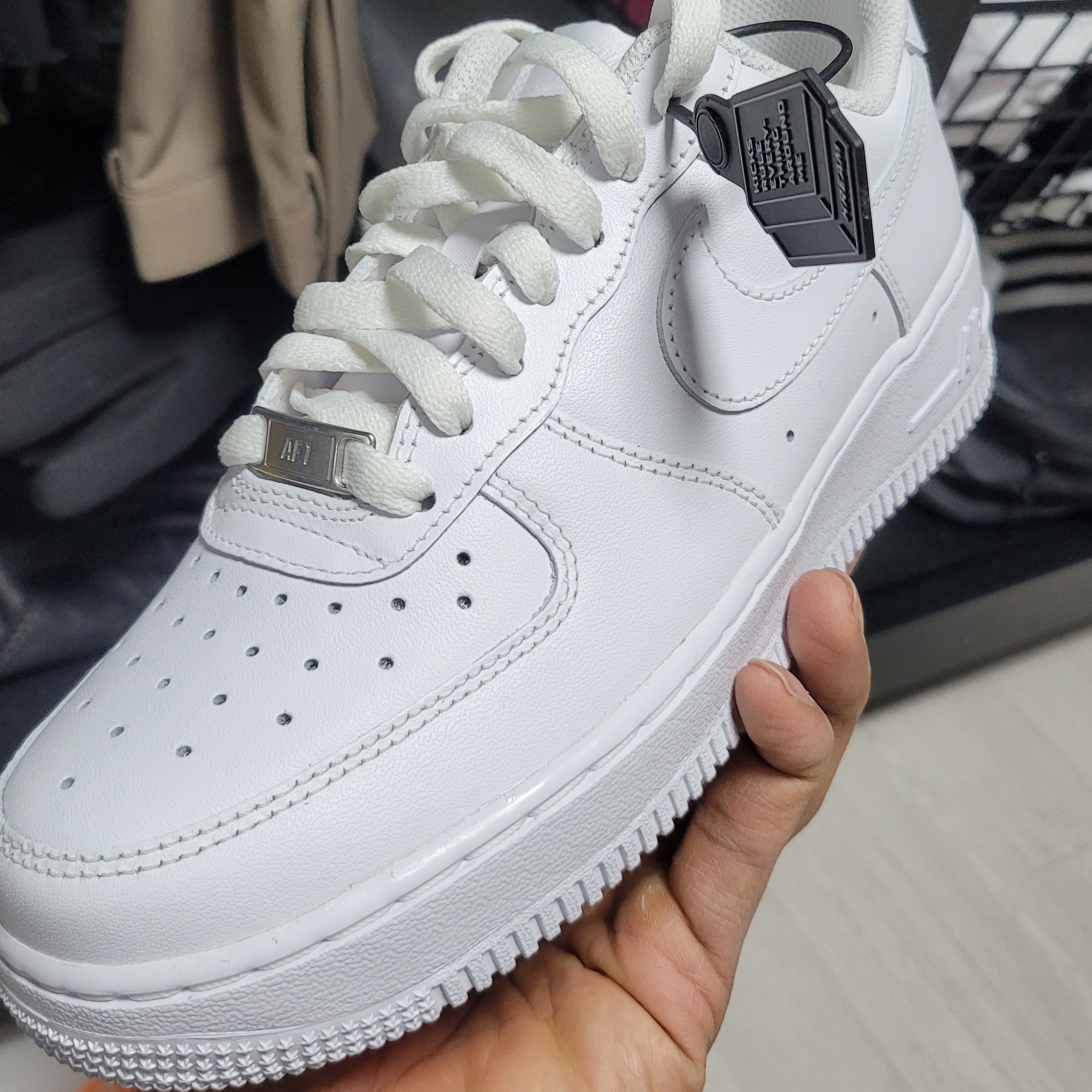 (W) Nike Air Force 1 '07 Low White 착용 스타일 - 1