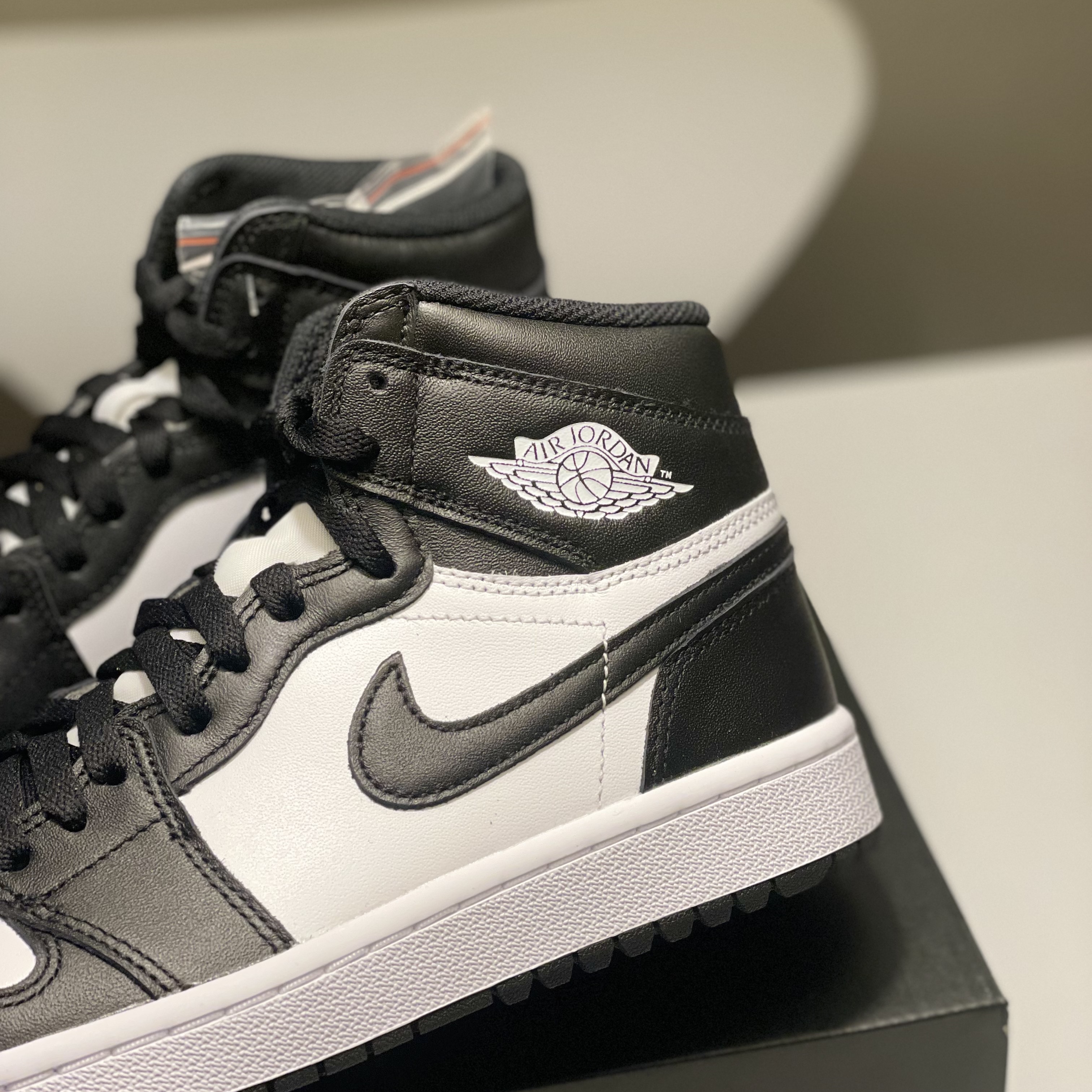 Jordan 1 High Golf White Black 착용 스타일 - 5