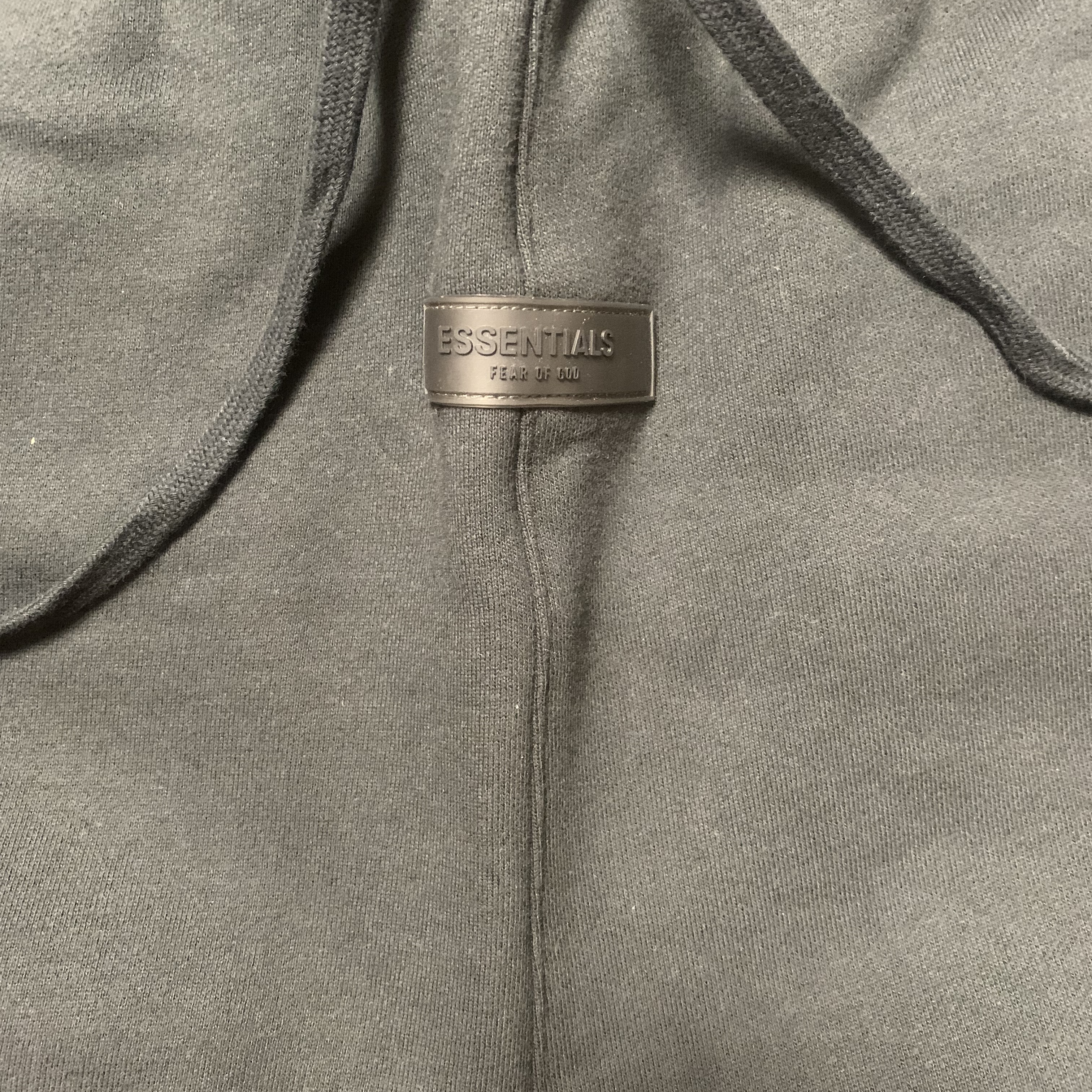 Essentials The Core Collection Sweatshorts Stretch Limo 착용 스타일 - 1