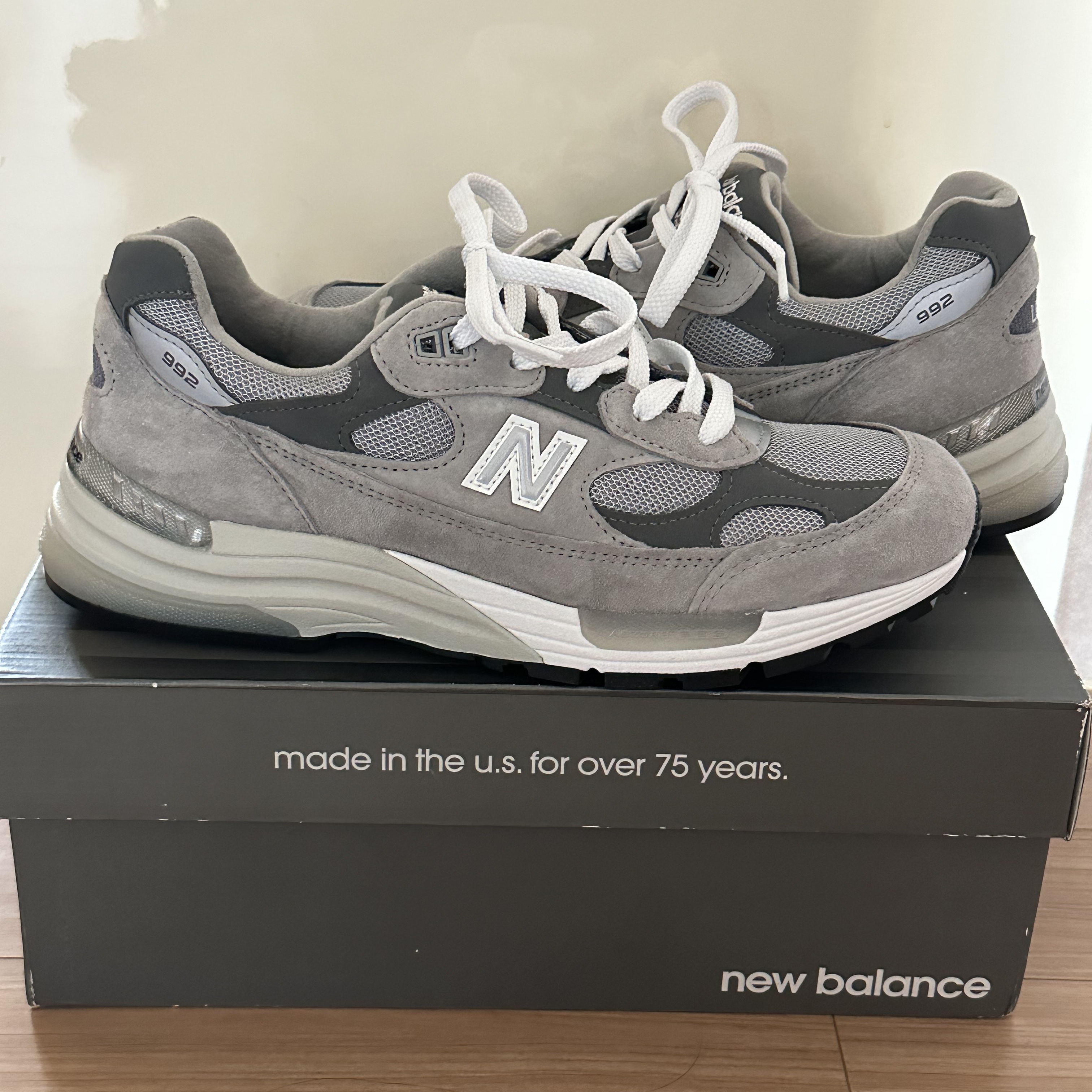 New Balance 992 Made in USA Grey - D Standard 착용 스타일