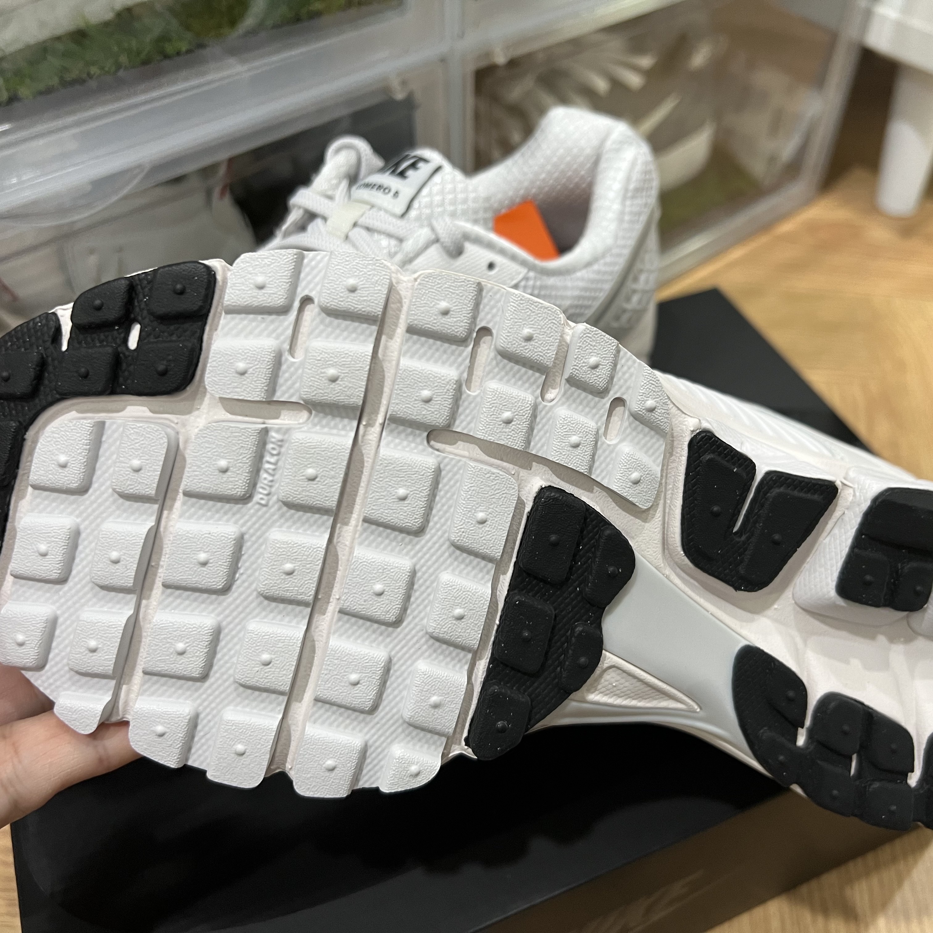 Nike Zoom Vomero 5 SP Vast Grey 2023 착용 스타일 - 4