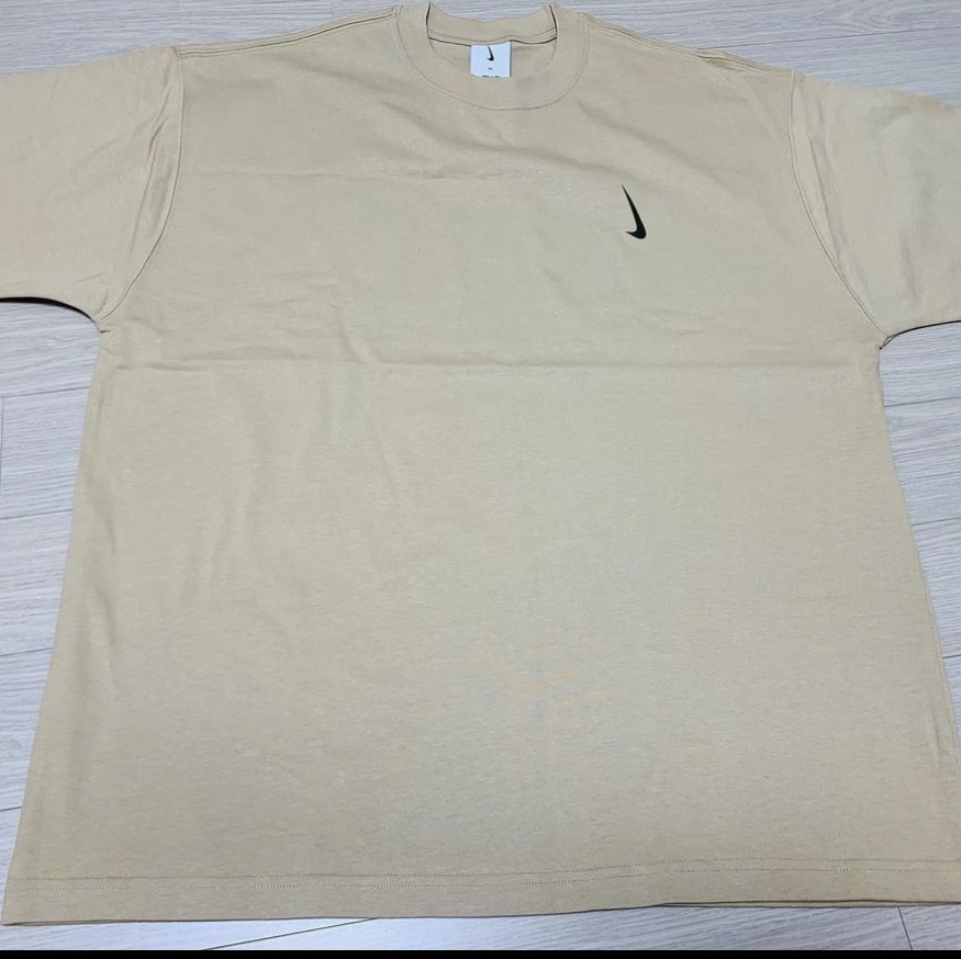 Nike x Billie Eilish NRG T-Shirt Mushroom - US/EU 착용 스타일 - 1