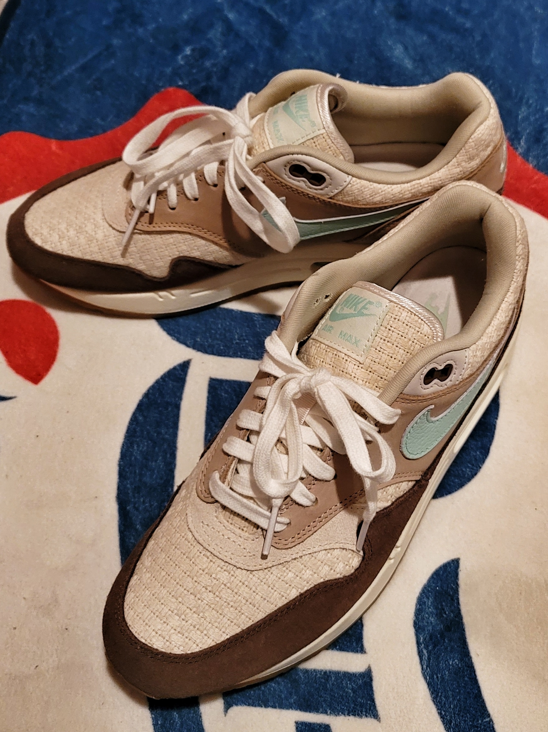 Nike Air Max 1 Premium Crepe Hemp 착용 스타일