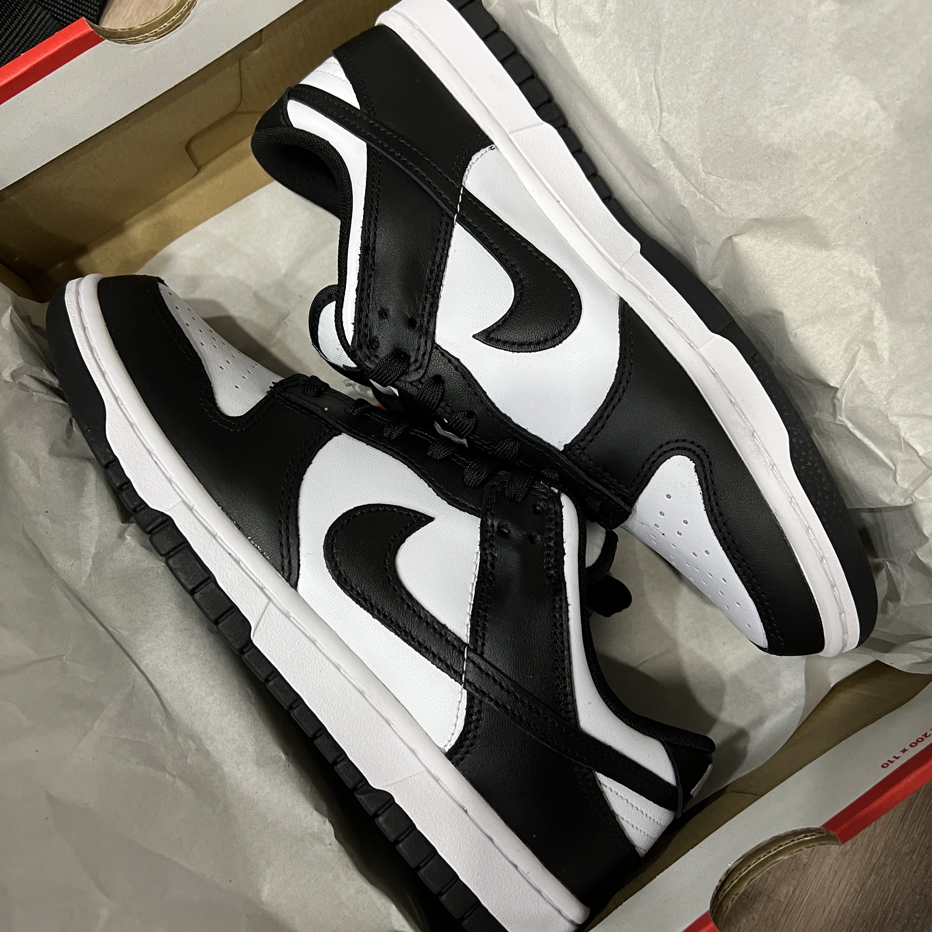 Nike Dunk Low Retro Black 착용 스타일