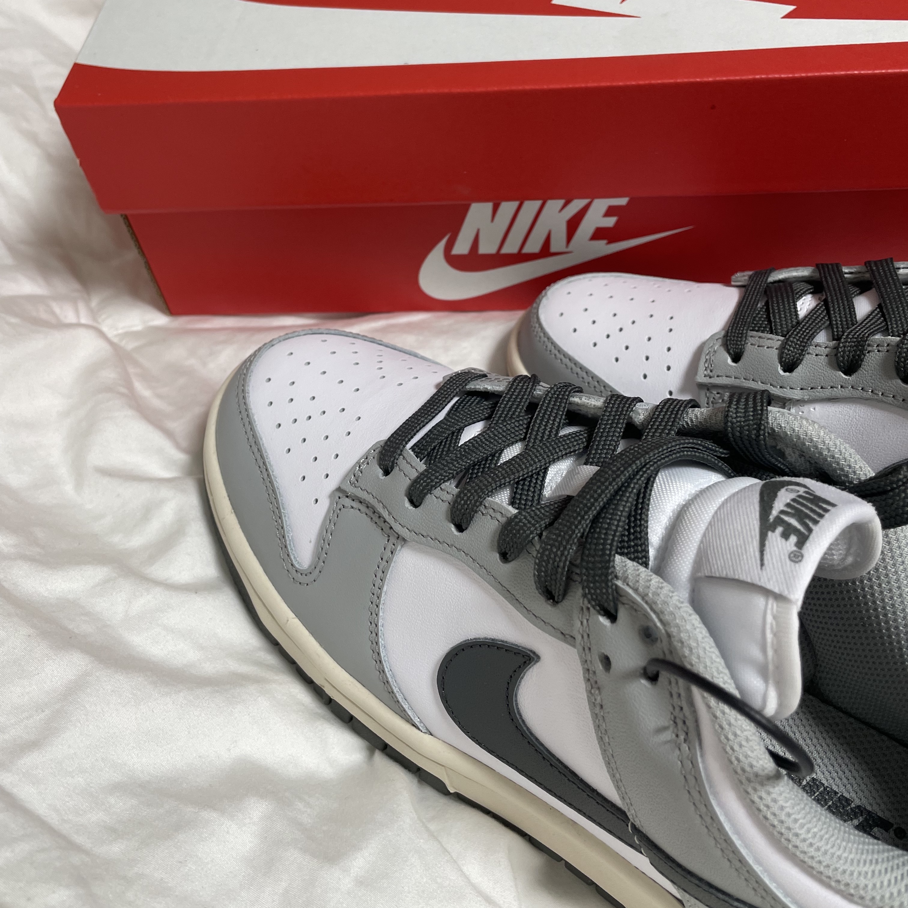 (W) Nike Dunk Low Light Smoke Grey 착용 스타일