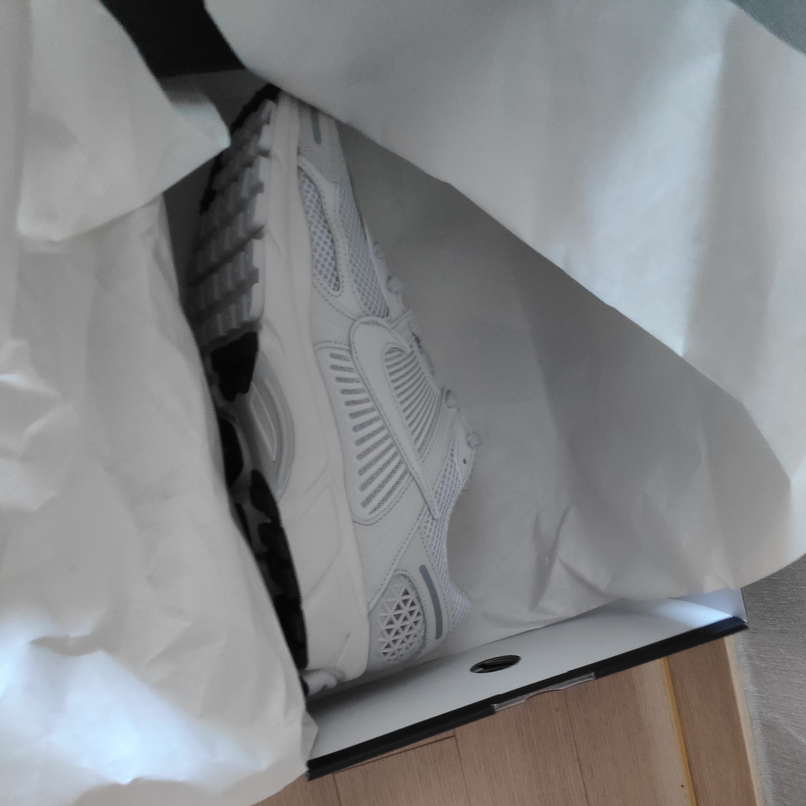 Nike Zoom Vomero 5 SP Vast Grey 2023 착용 스타일 - 1