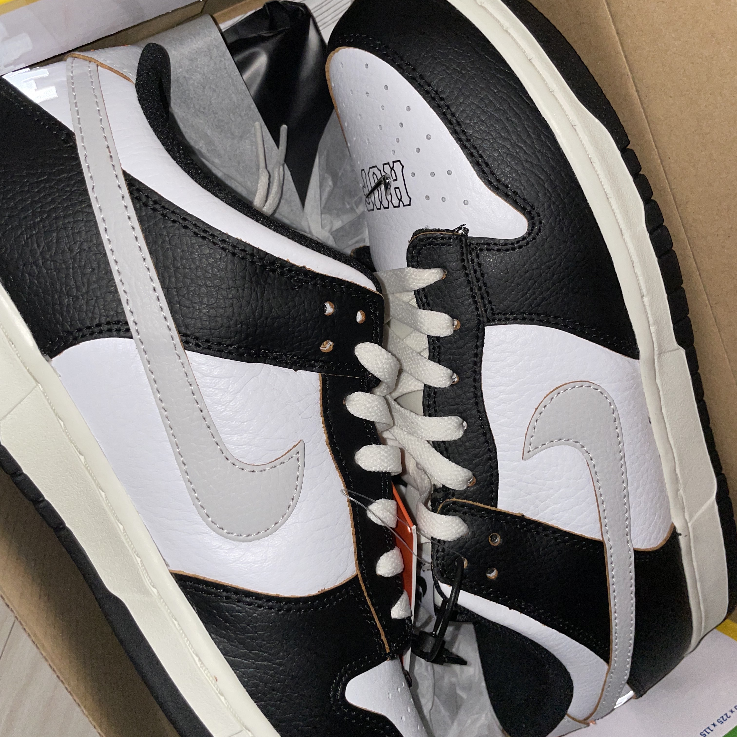 Nike x HUF SB Dunk Low San Francisco 착용 스타일 - 2