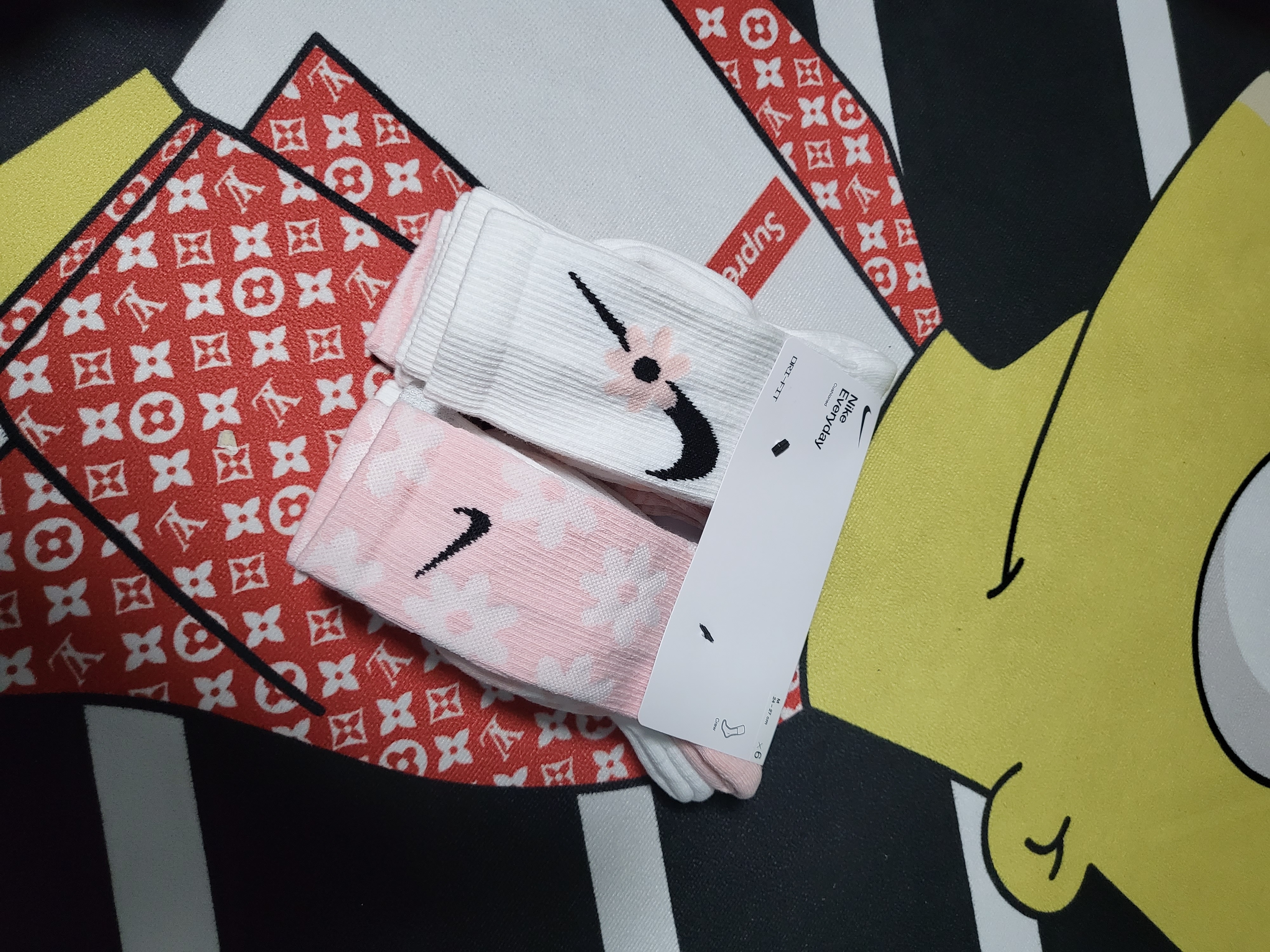 (Kids) Nike Everyday Plus Socks Pink White (6 Pack/Korean Ver.) 착용 스타일