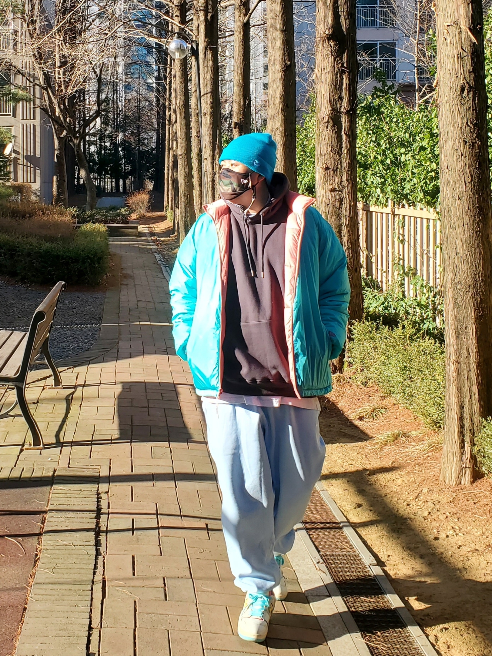 New Balance 550 Sea Salt Yellow - 2E Wide, Nike NRG Solo Swoosh Fleece Pants Celestine Blue - US/EU 착용 스타일 - 1