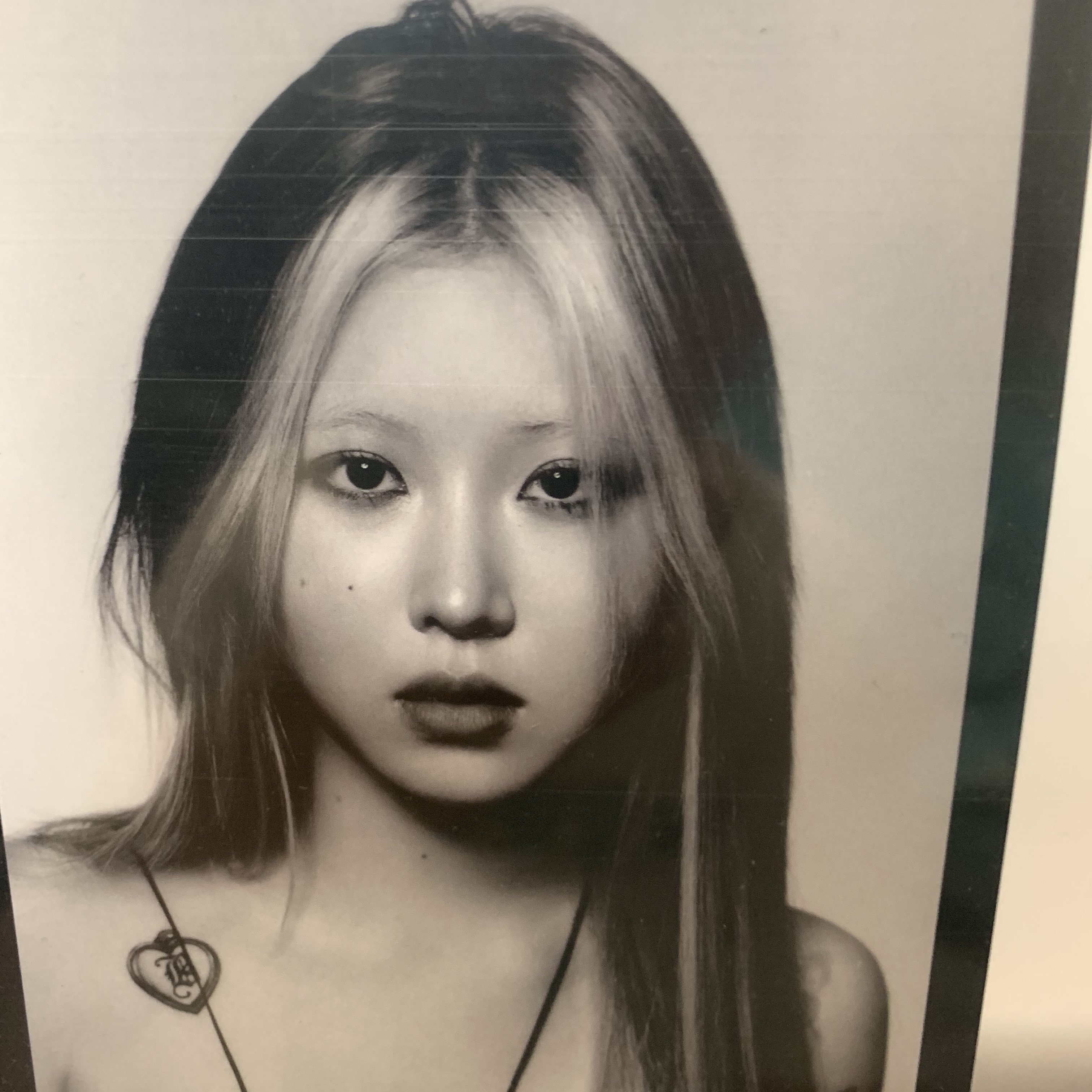 The Volunteers 1st Album LP Black Vinyl 착용 스타일 - 1