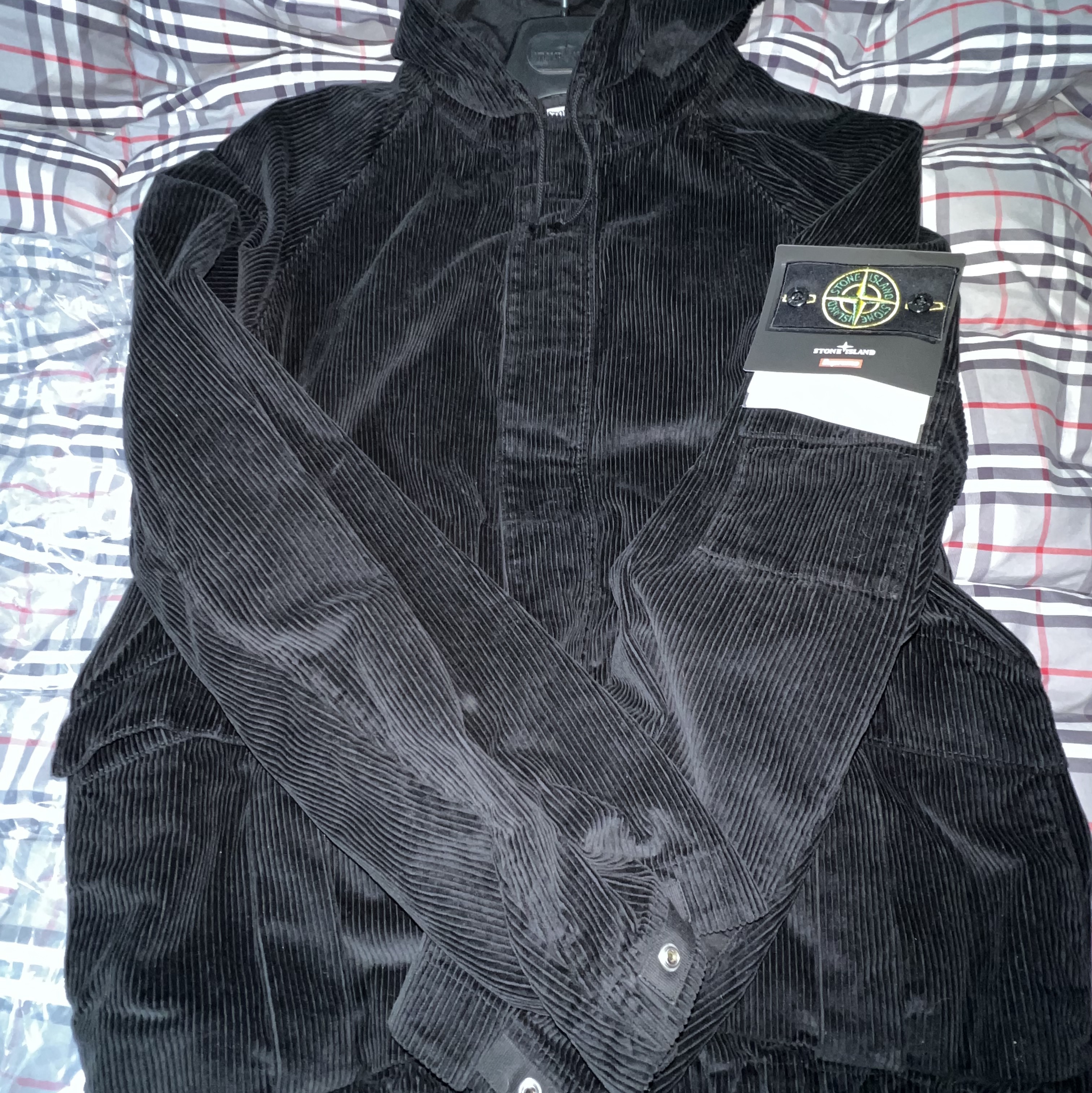 Supreme x Stone Island Corduroy Jacket Black - 20FW 착용 스타일