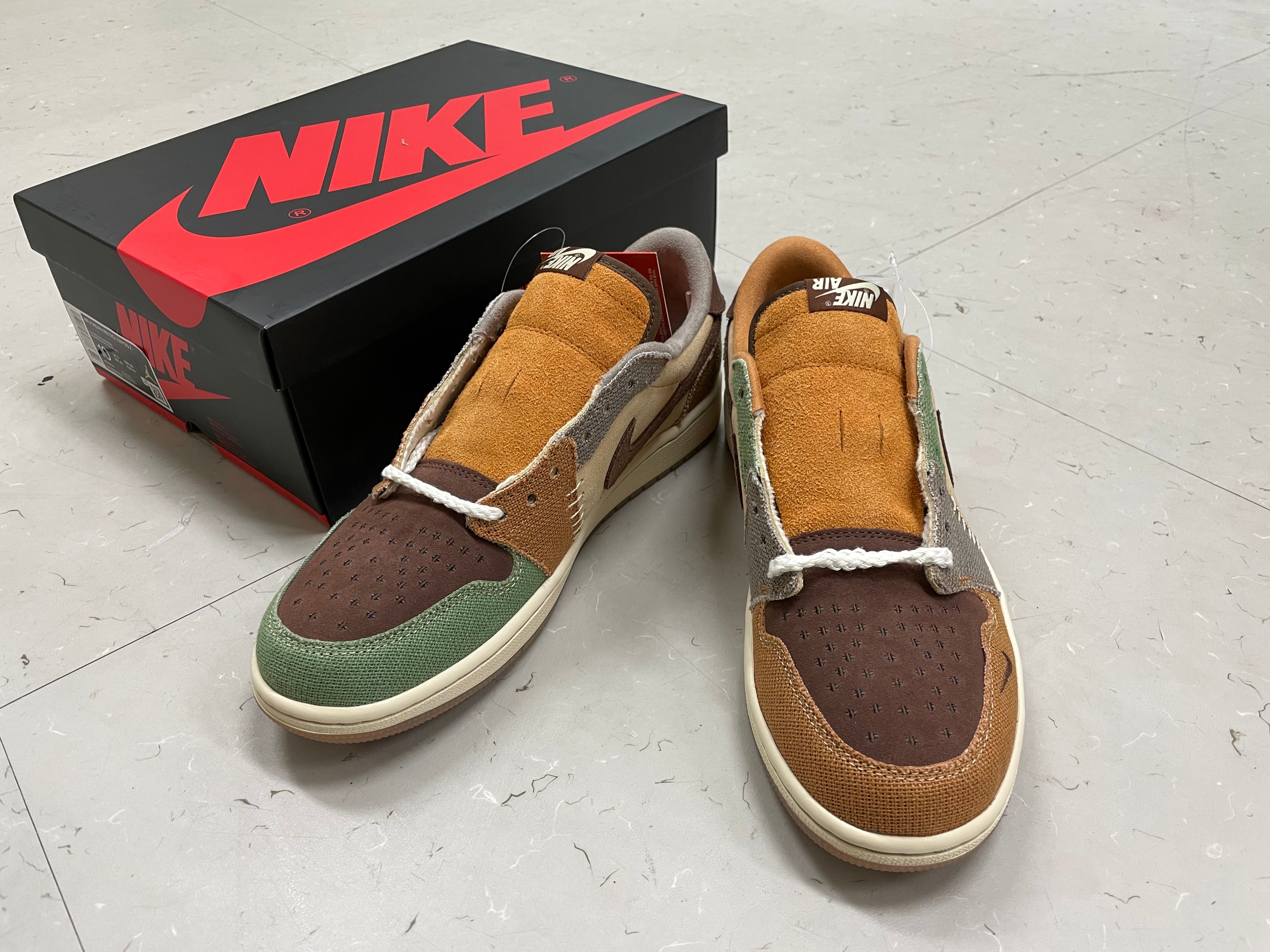 Jordan 1 x Zion Williamson Retro Low OG Flax and Oil Green 착용 스타일 - 1