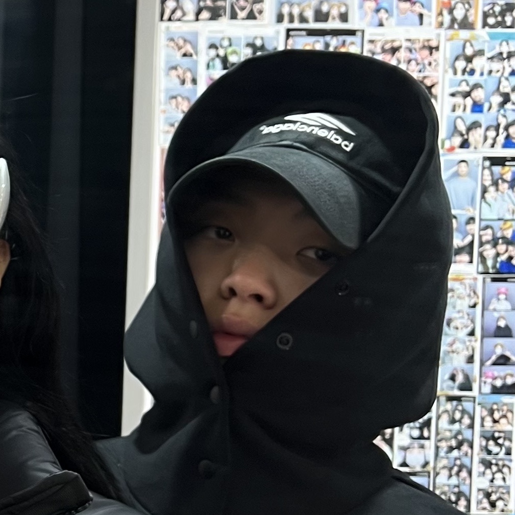 Balenciaga 3B Sports Icon Cap Black White 착용 스타일