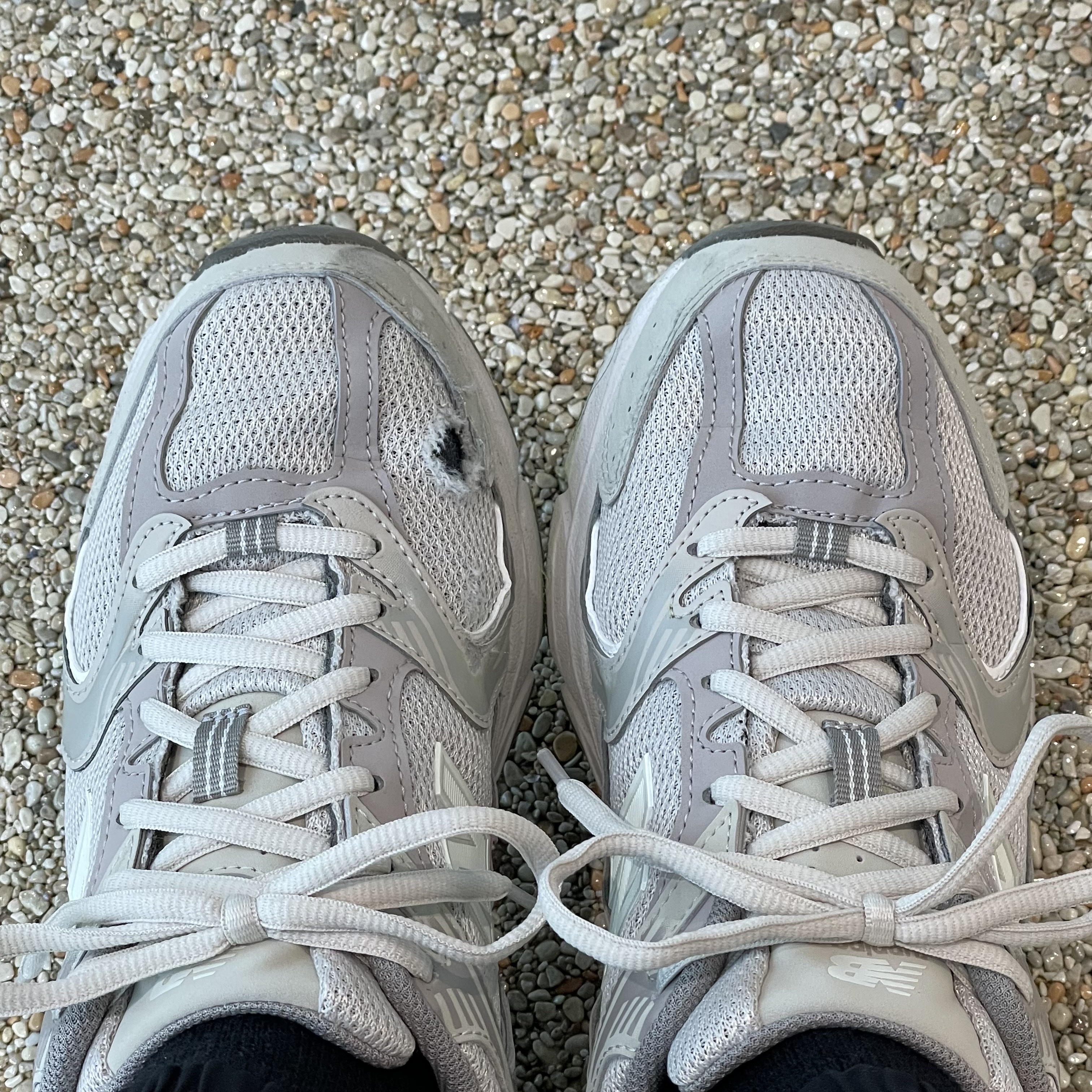 New Balance 530 Mars 착용 스타일 - 1