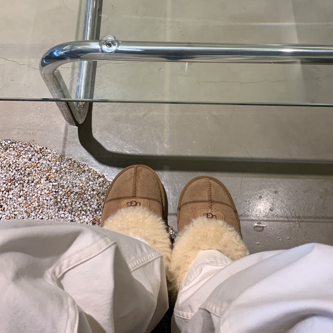(W) UGG Coquette Slipper Chestnut 착용 스타일