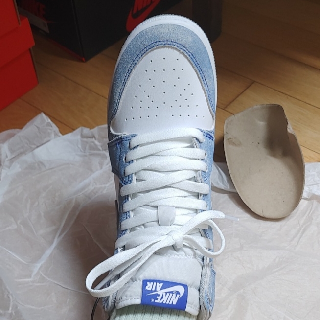 (GS) Jordan 1 Retro High OG Hyper Royal 착용 스타일