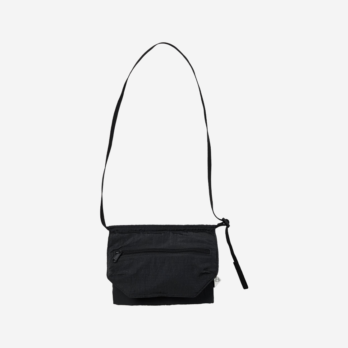 파운드 포켓 페더 사코슈 백 차콜 Found Pocket KREAM