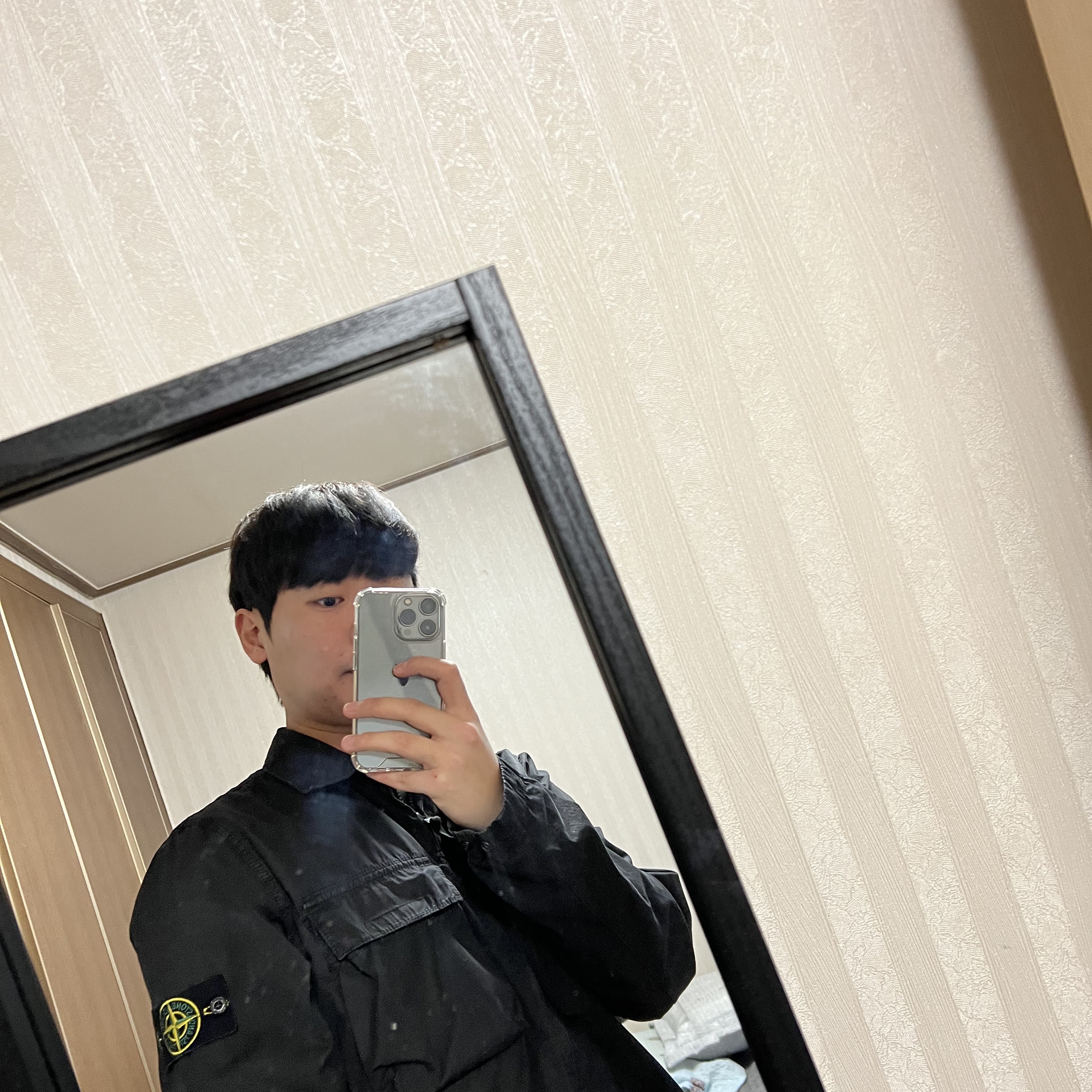 Stone Island 114WN T.CO+OLD Overshirt Black - 22SS, Apple iPhone 13 Pro Max 128GB Graphite (Korean Ver.) 착용 스타일