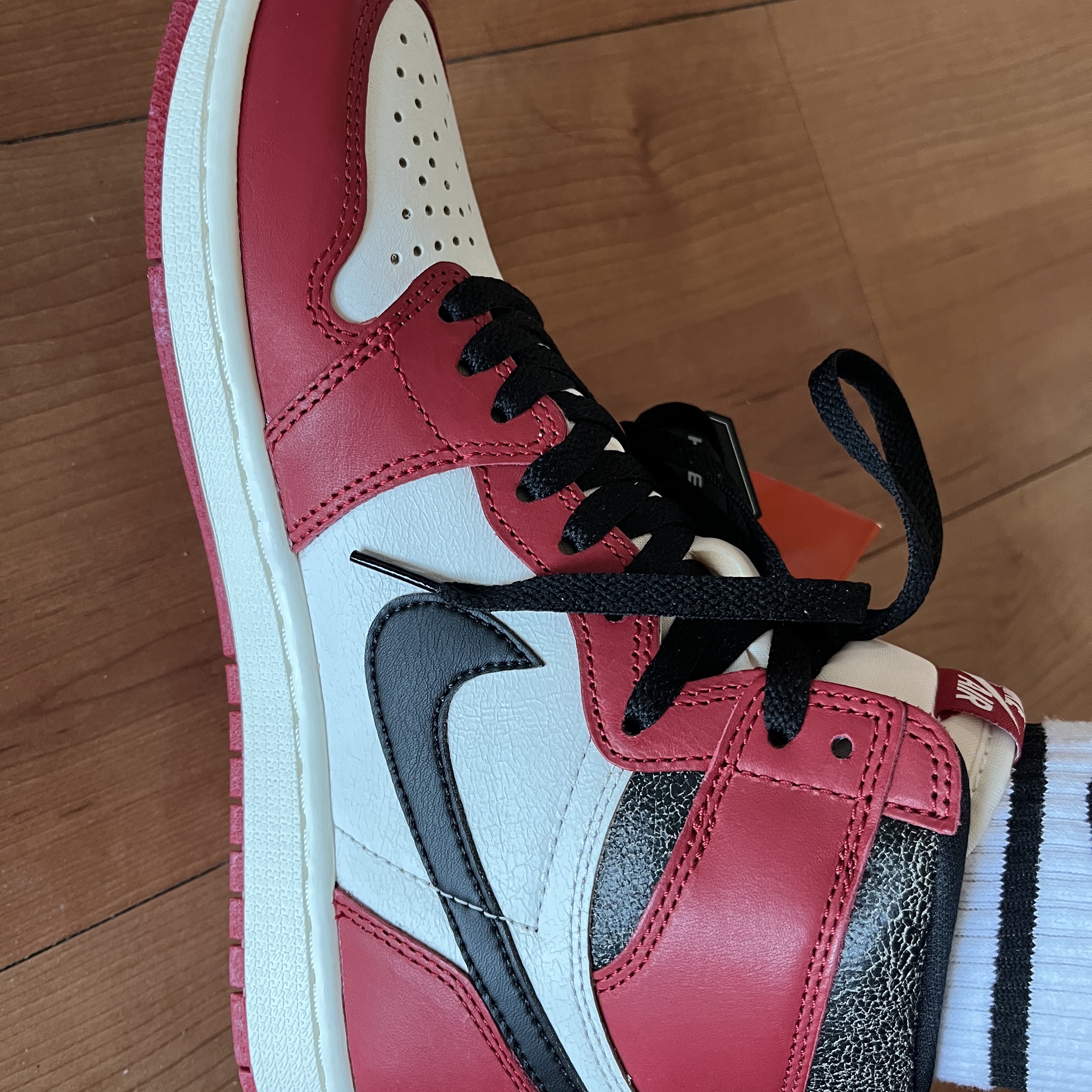 Jordan 1 Retro High OG Chicago 2022 착용 스타일 - 2