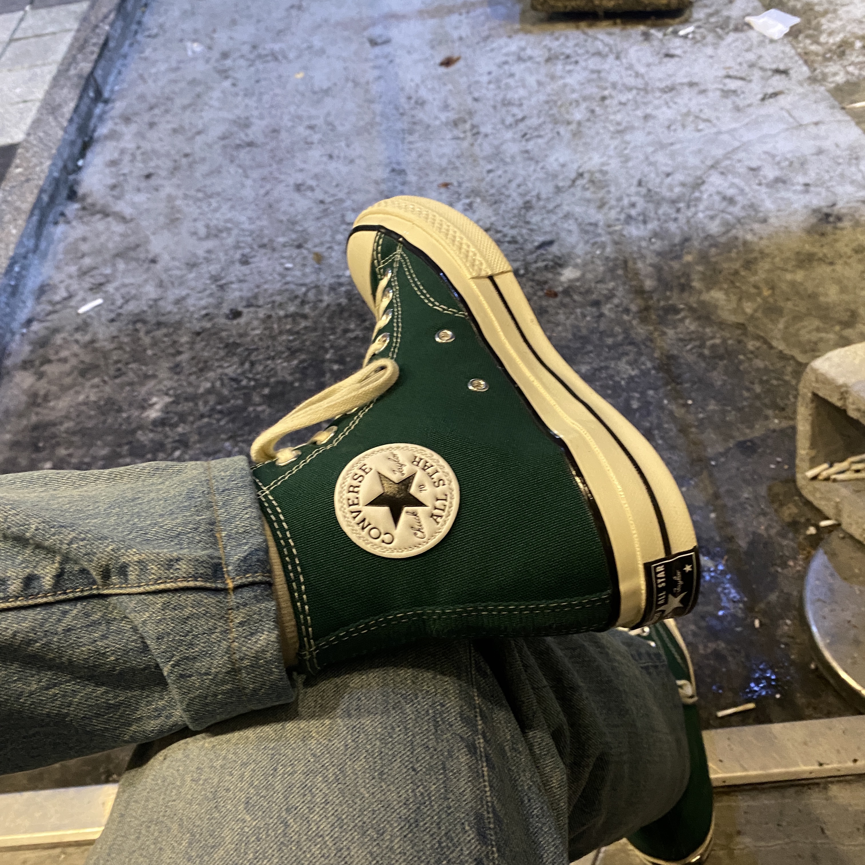 Converse Chuck 70 High Midnight Clover 착용 스타일