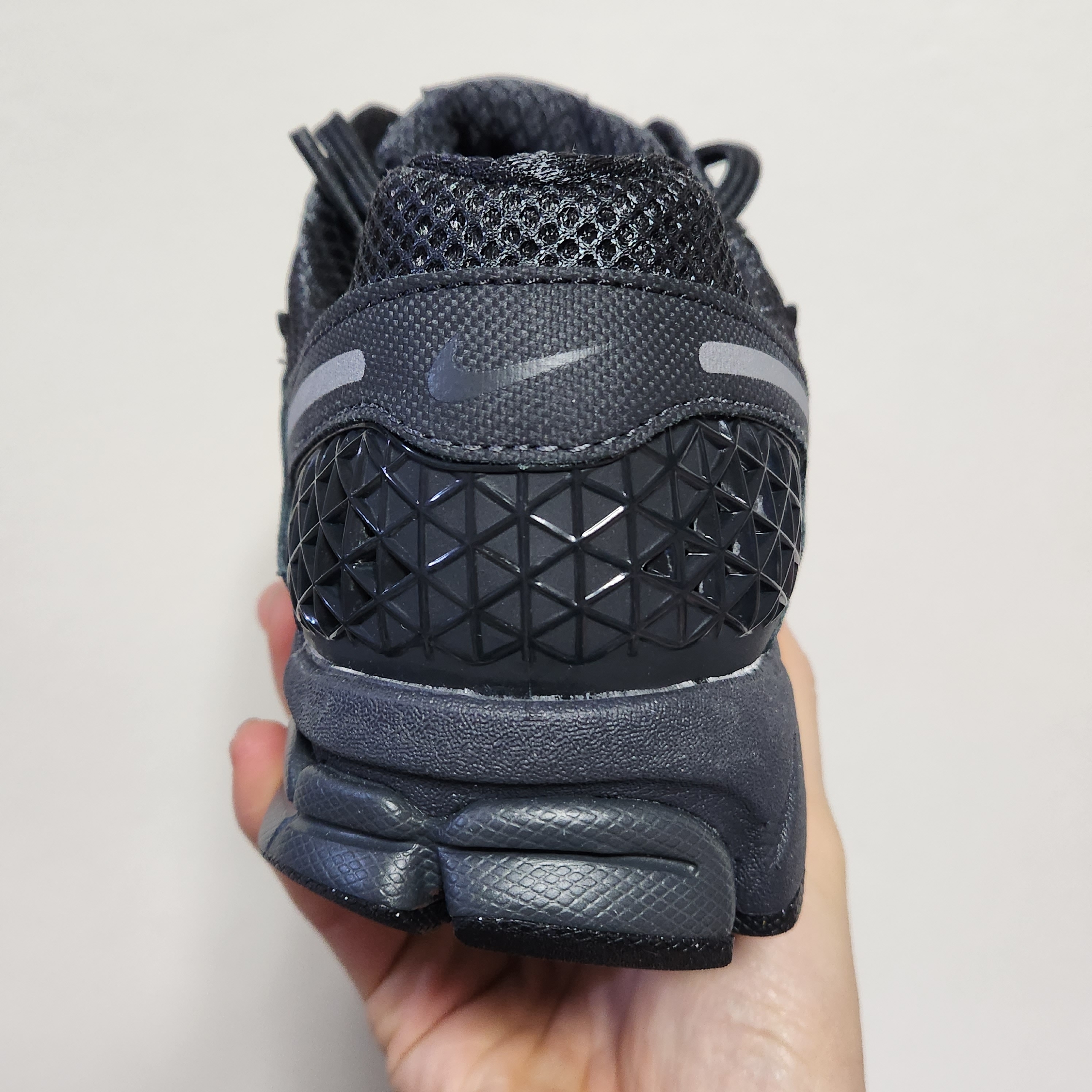 Nike Zoom Vomero 5 SP Anthracite 2023 착용 스타일 - 5