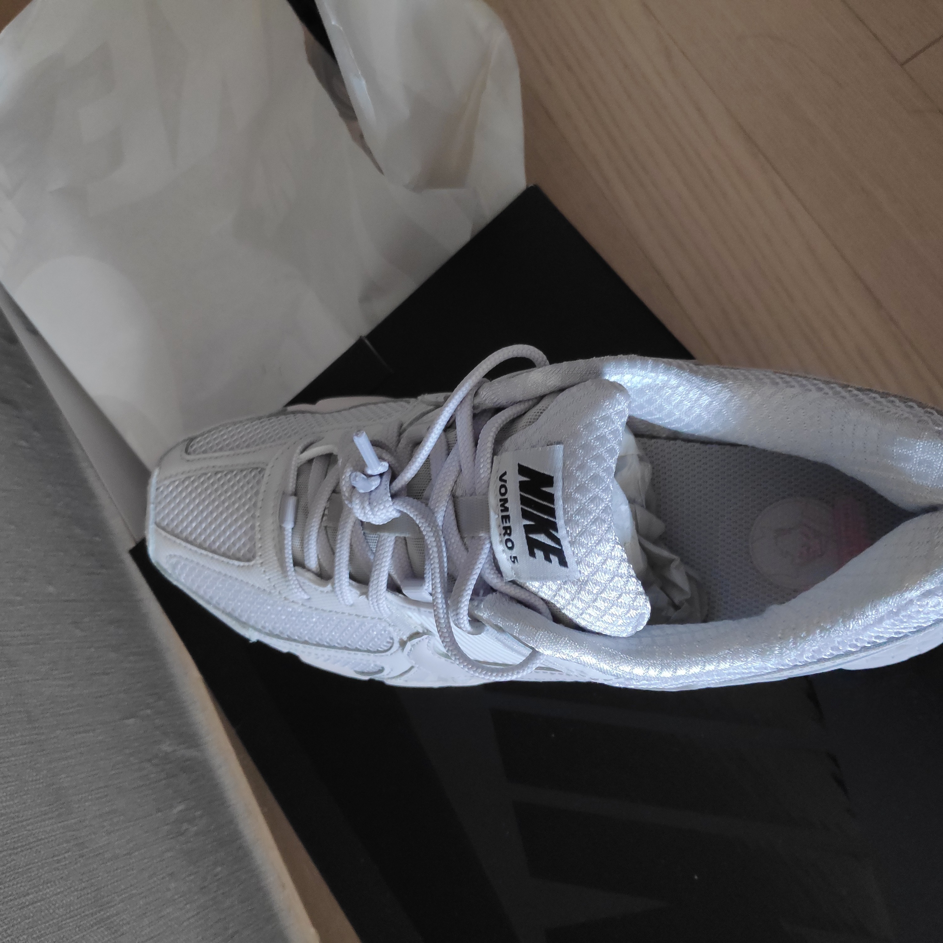 Nike Zoom Vomero 5 SP Vast Grey 2023 착용 스타일 - 4