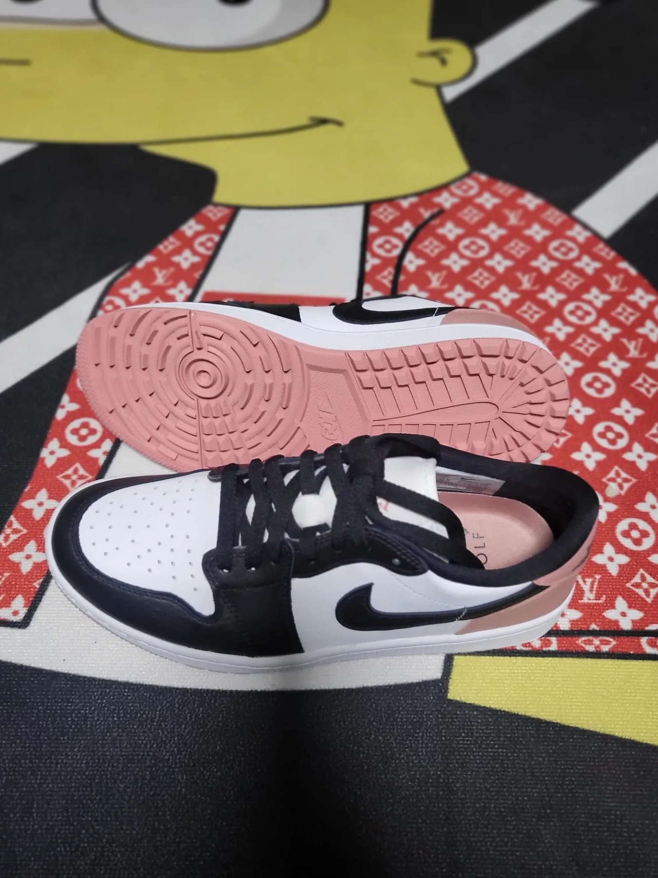 Jordan 1 Low Golf Rust Pink 착용 스타일 - 1