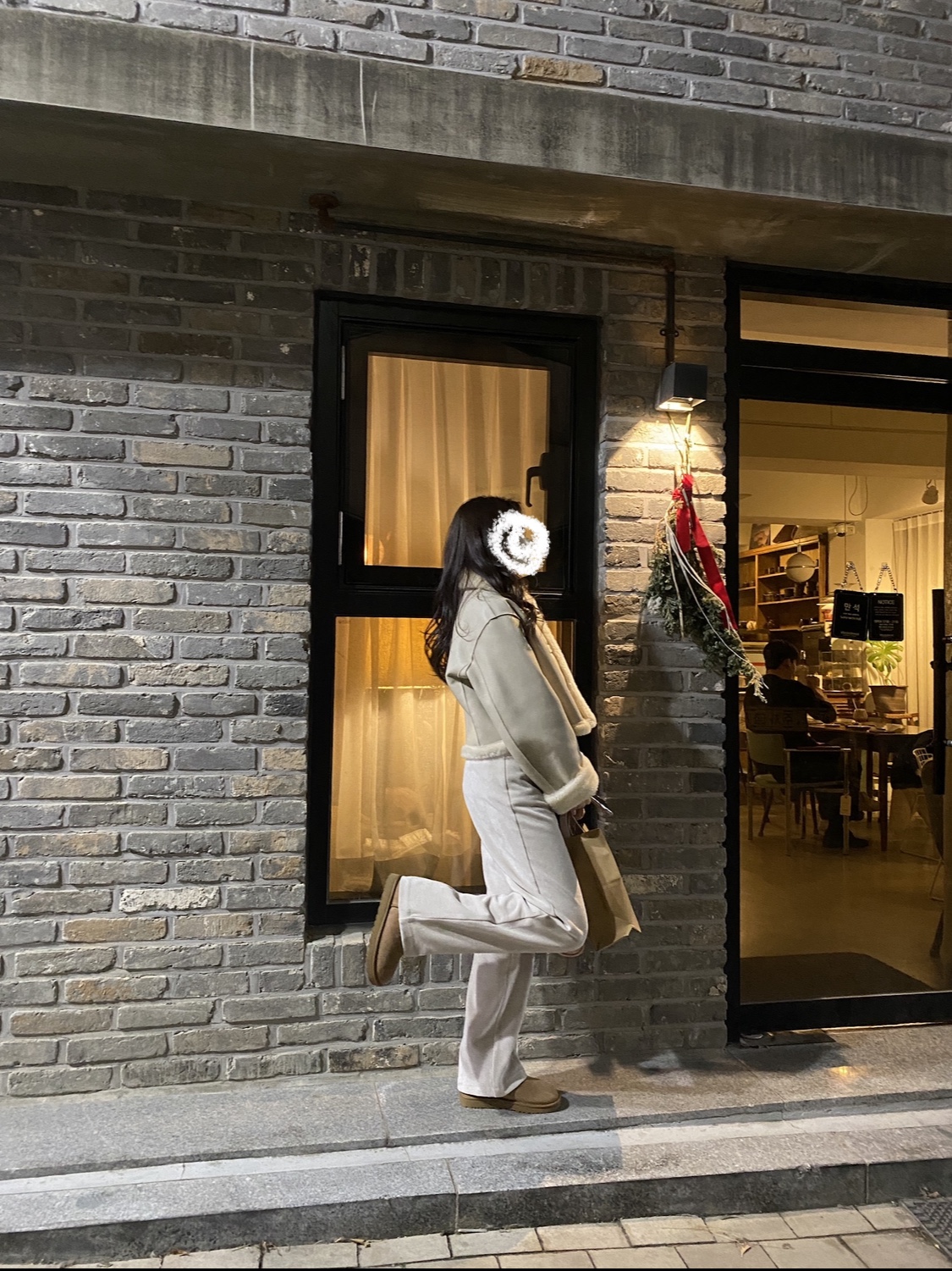 (W) UGG Classic Mini II Boots Chestnut 착용 스타일