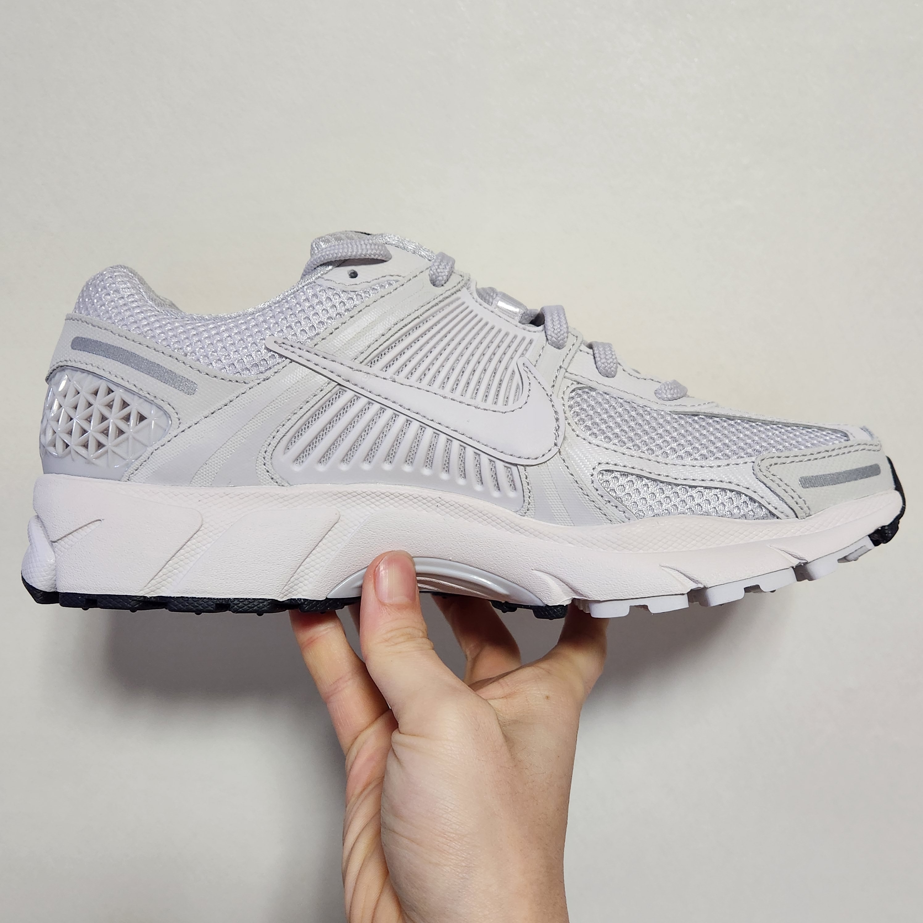 Nike Zoom Vomero 5 SP Vast Grey 2023 착용 스타일 - 4