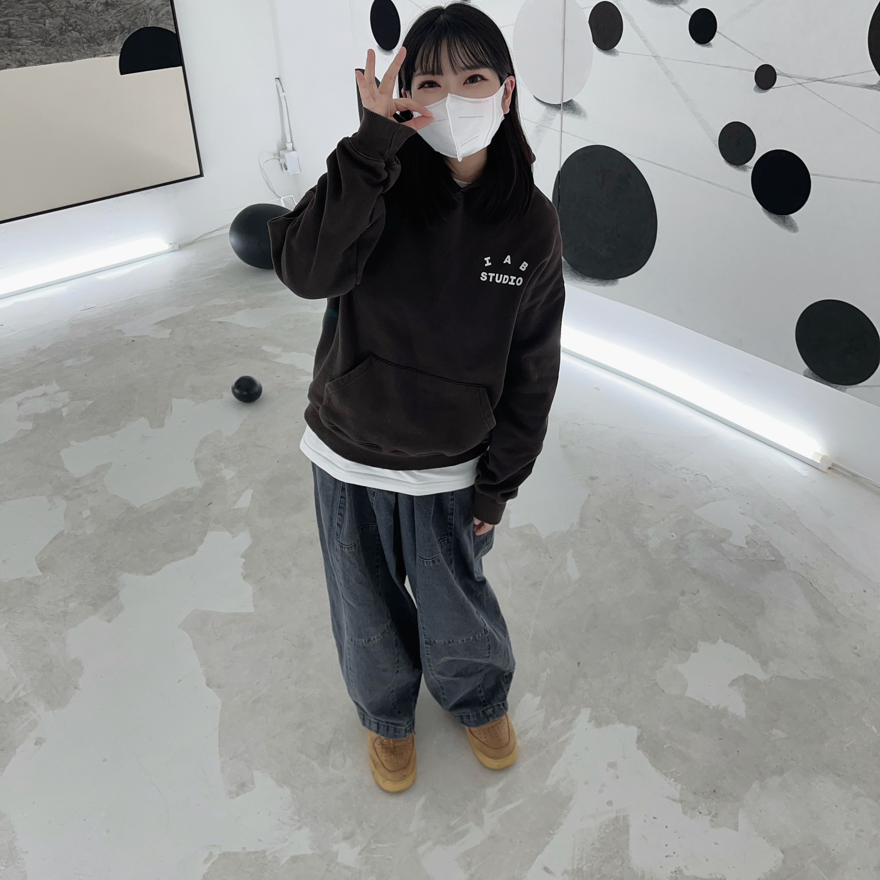 IAB Studio Hoodie Brown, Nike Air Force 1 Mid '07 WB Flax 착용 스타일 - 3