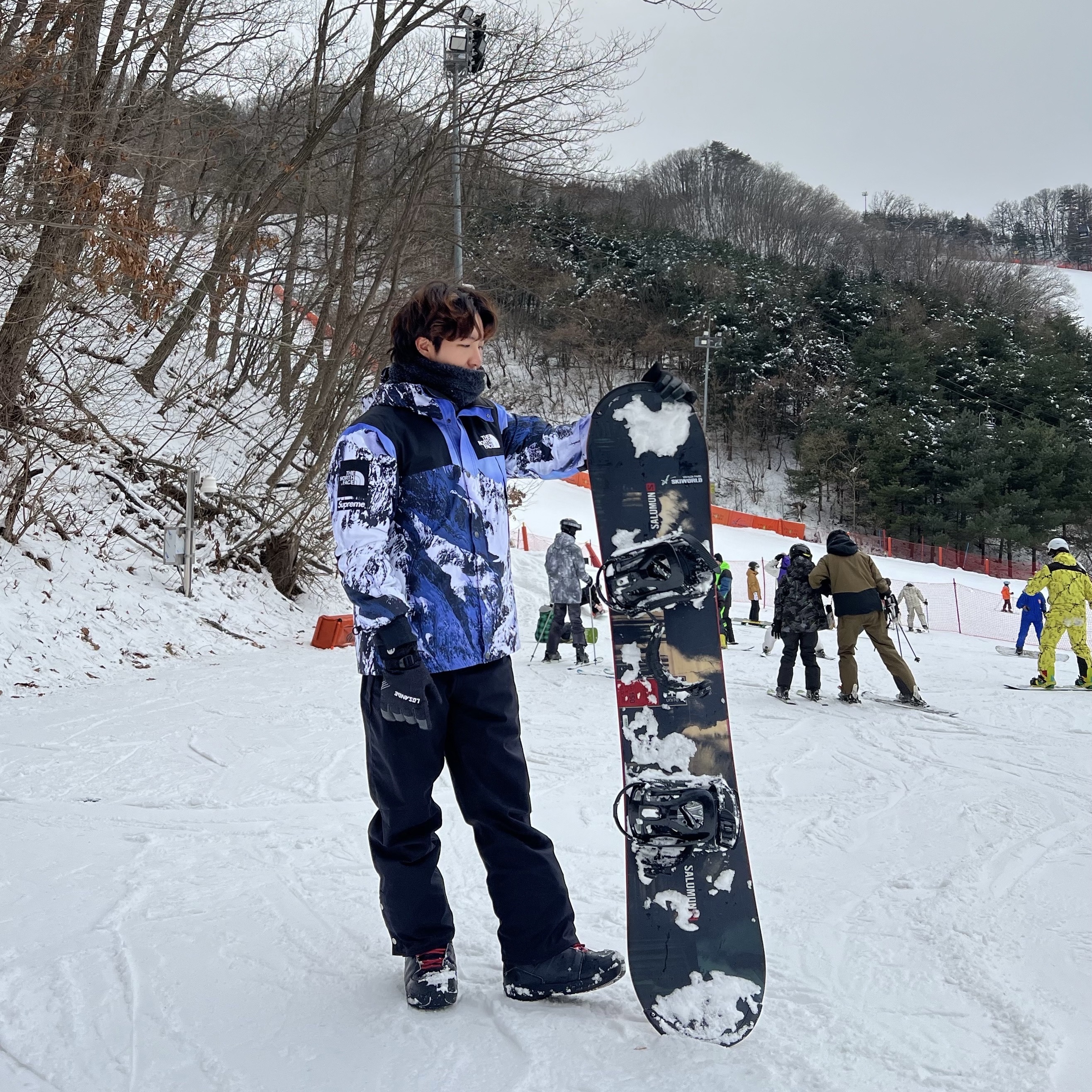 Supreme x The North Face Mountain Parka Blue White - 17FW 착용 스타일