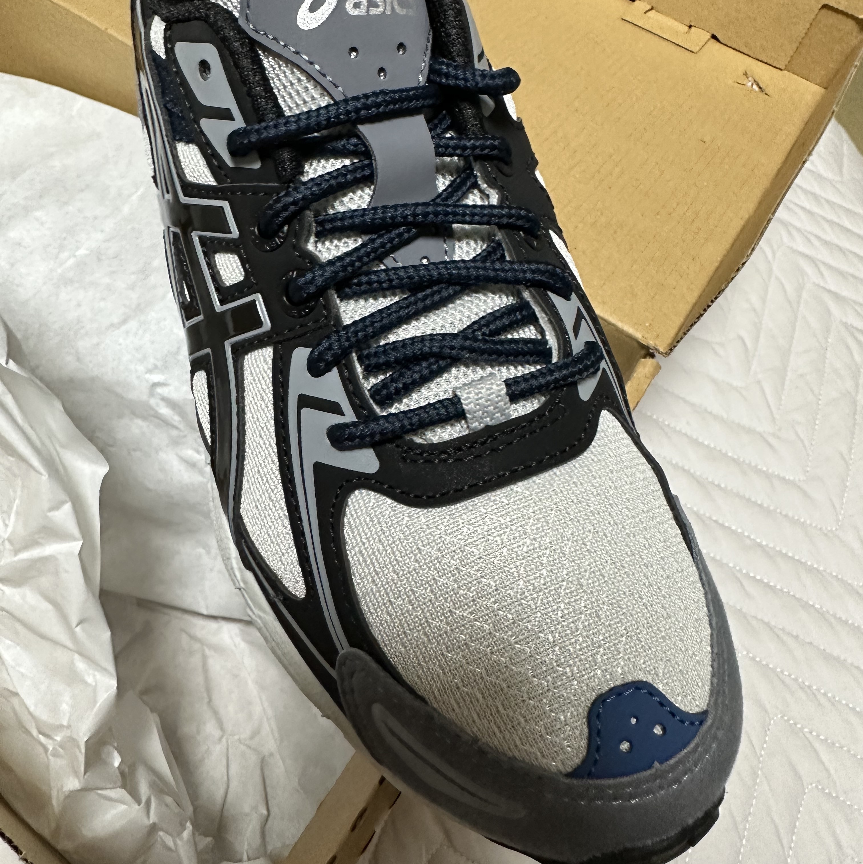 Asics Gel-Venture 6 SPS Glacier Grey 착용 스타일 - 3