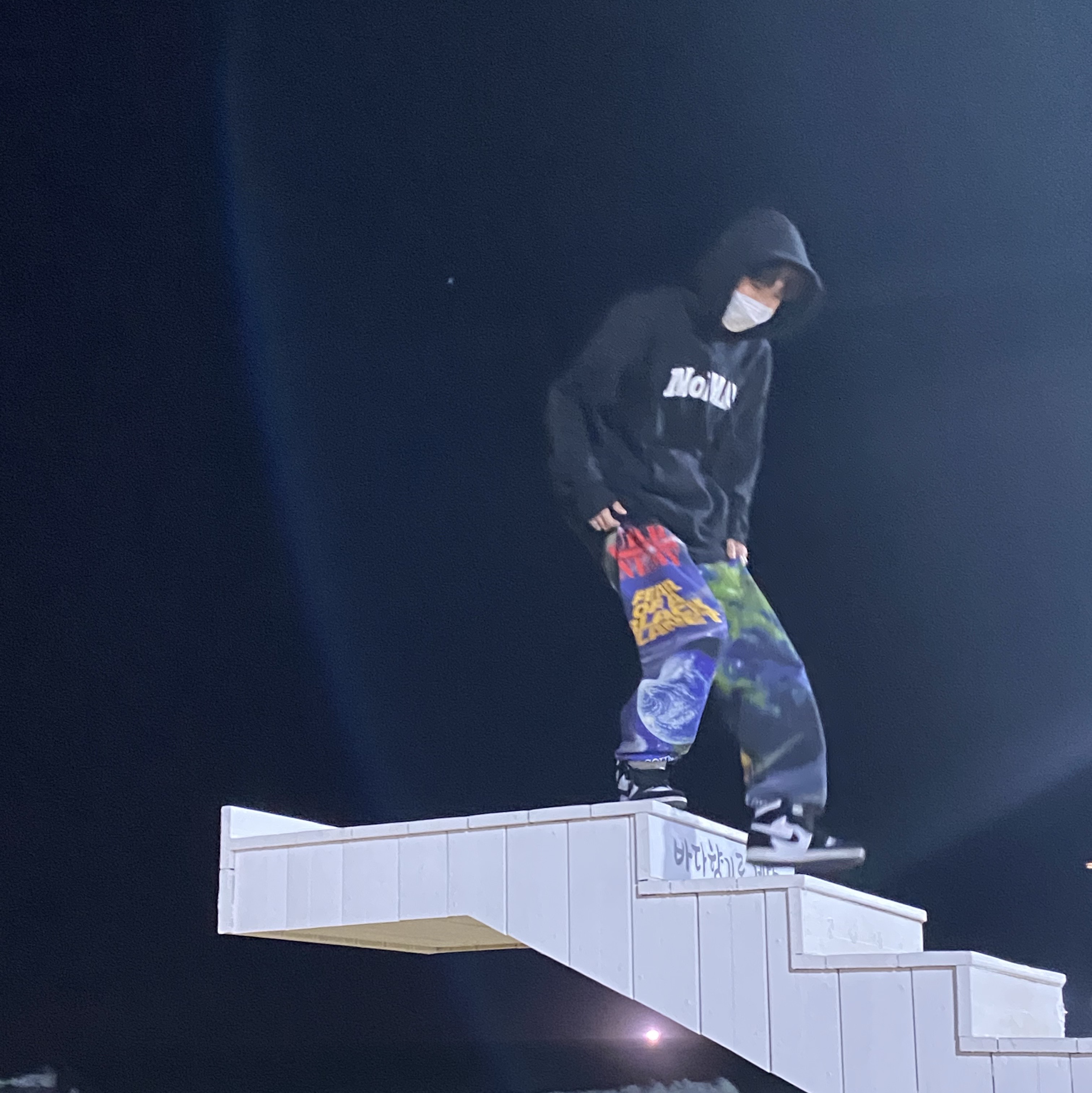 Supreme Quit Your Job Quilted Work Jacket Blue - 21FW, Nike Big Swoosh Full Zip Jacket Pink Black 착용 스타일 - 5