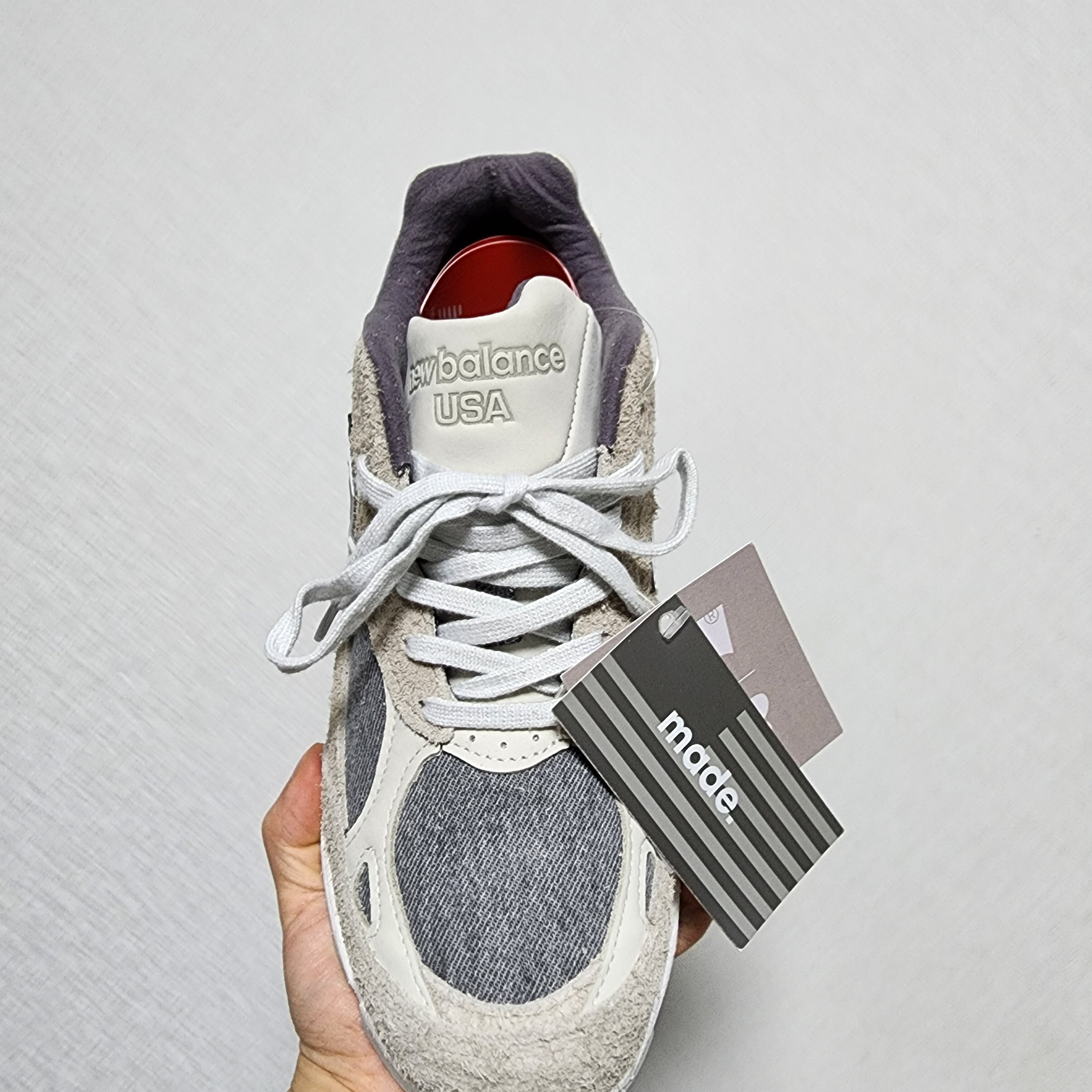 New Balance x Levi's 990v3 Grey (Levi's Tag) 착용 스타일 - 2