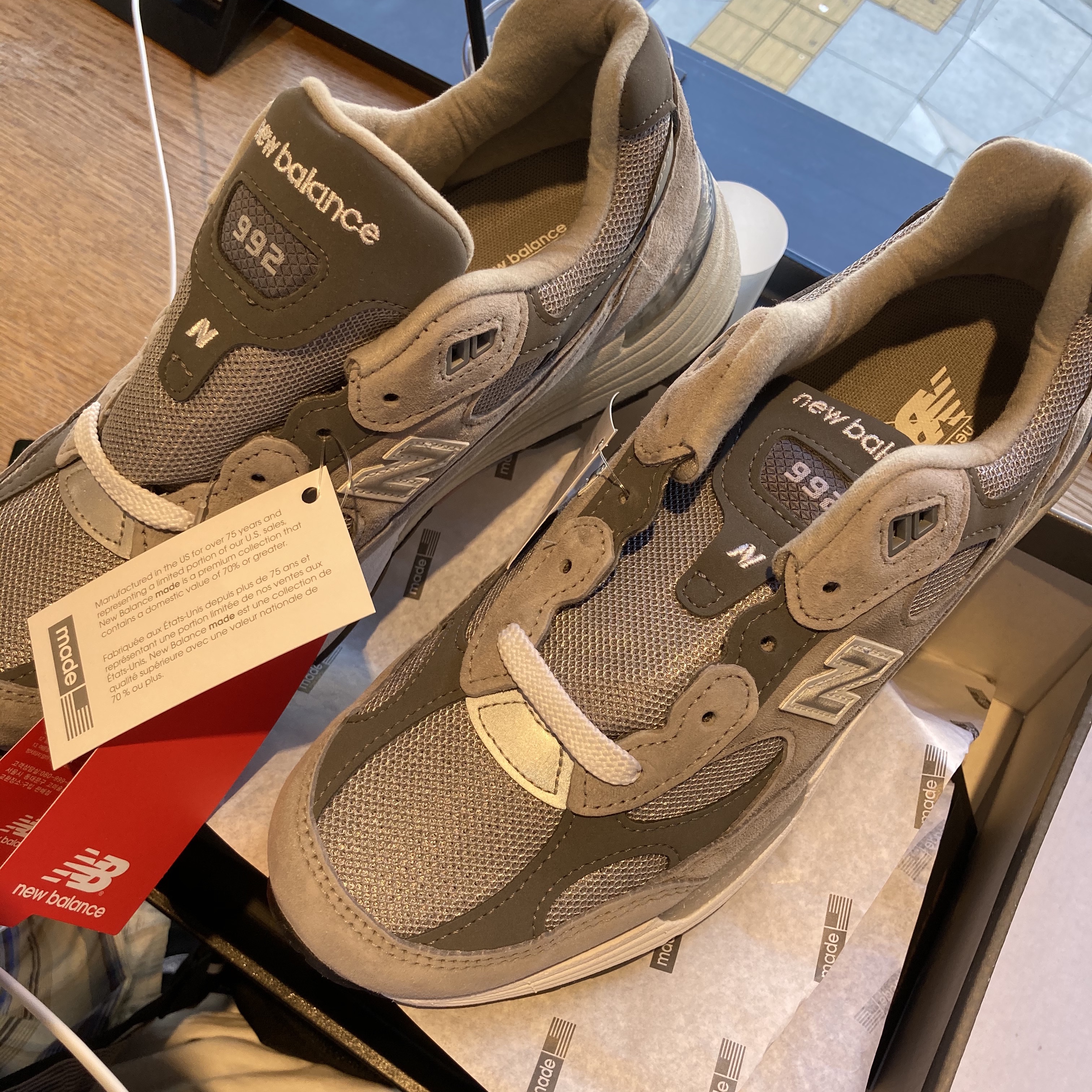 New Balance 992 Made in USA Grey - D Standard 착용 스타일